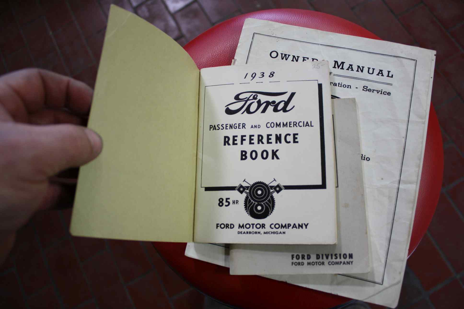 1938 Ford Woody Deluxe