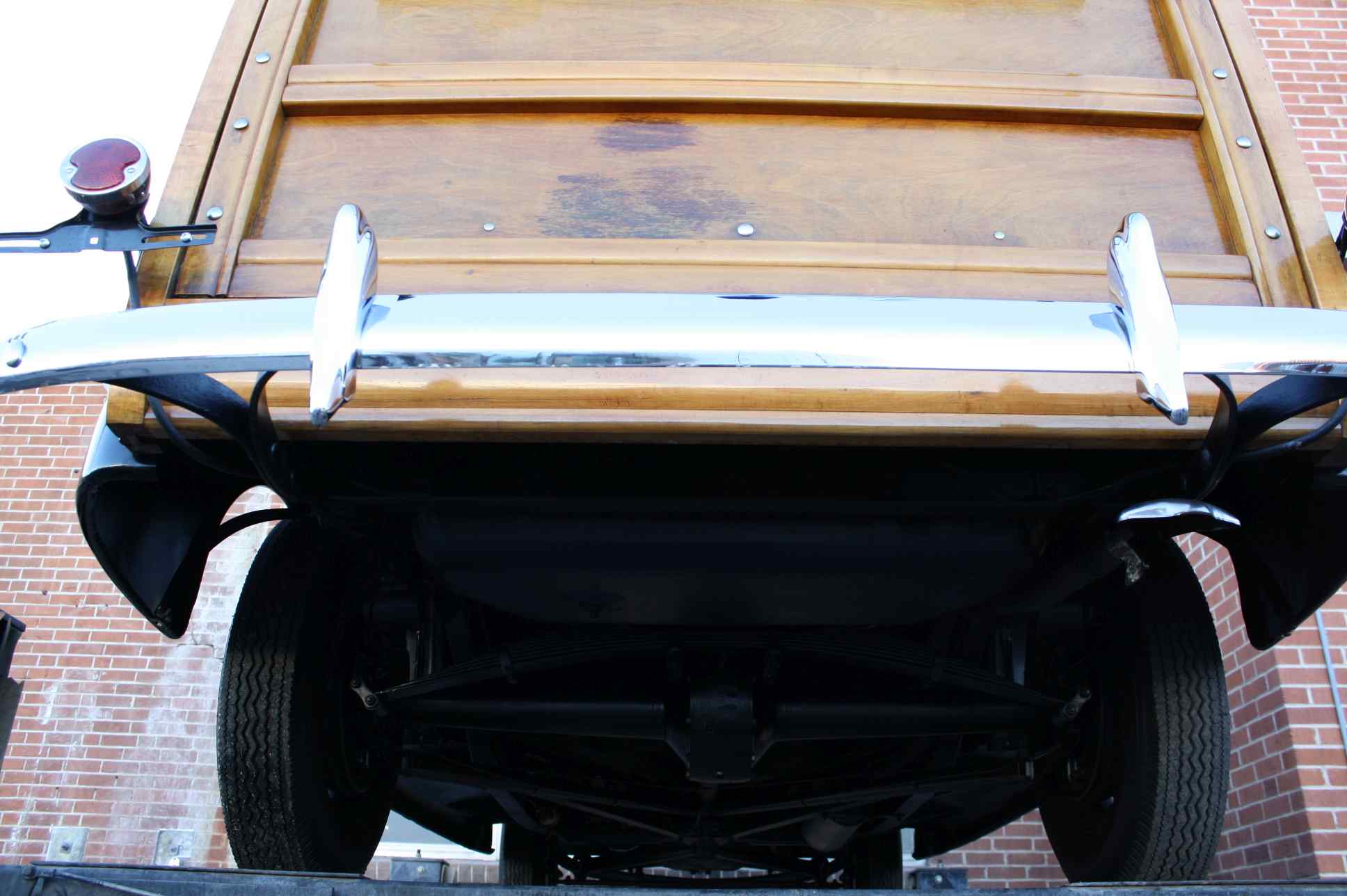 1938 Ford Woody Deluxe
