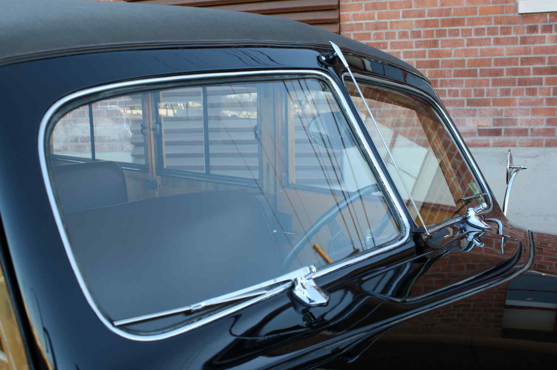 1938 Ford Woody Deluxe