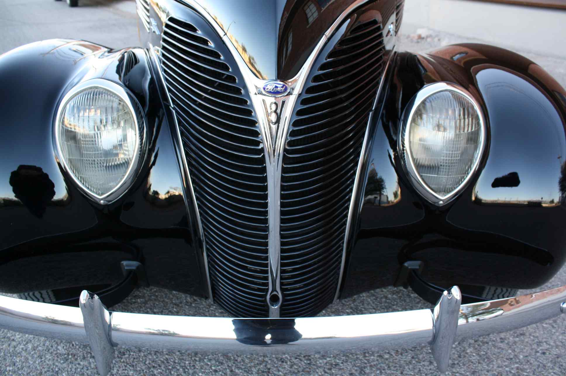 1938 Ford Woody Deluxe