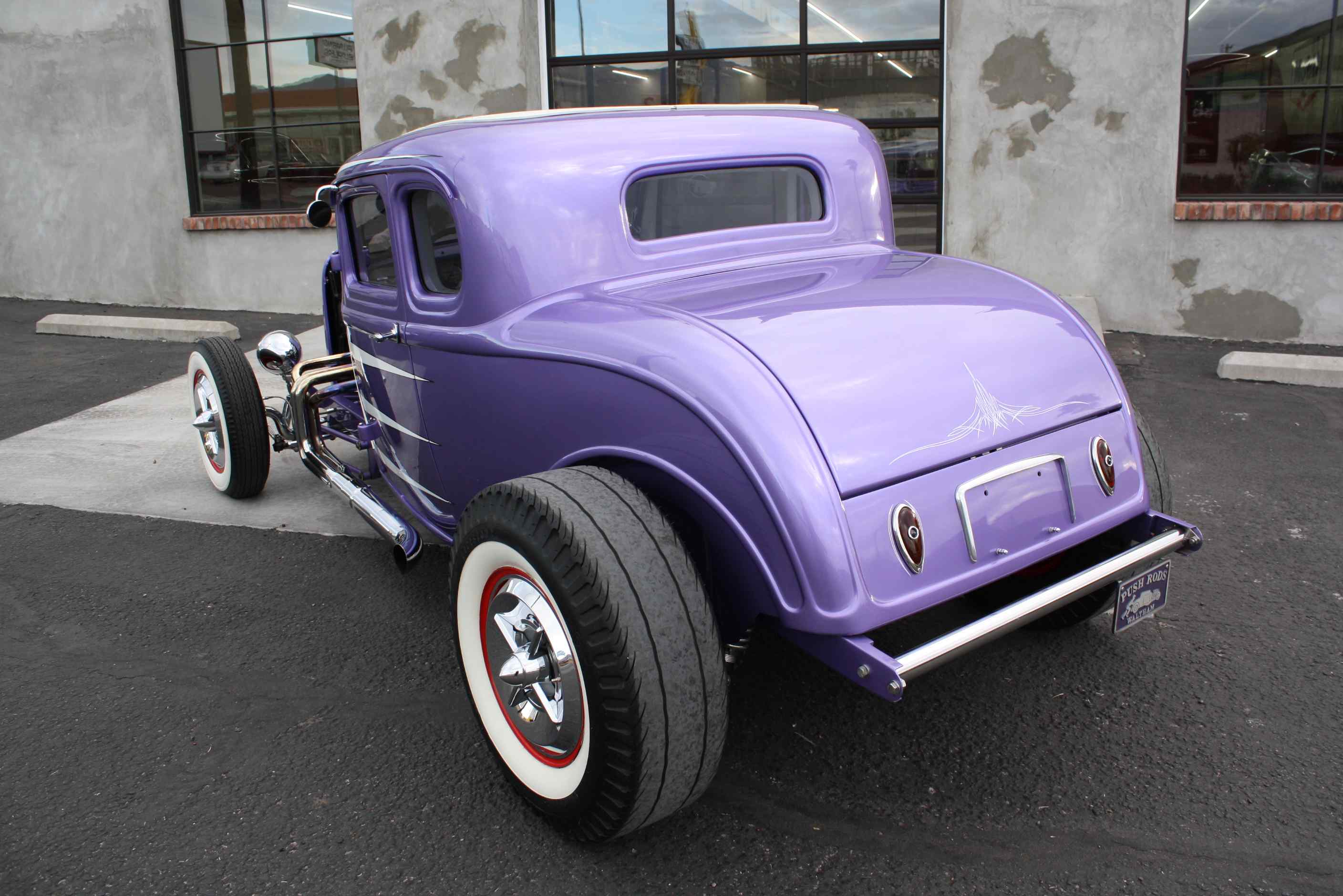 1932 Ford 5 window Coupe