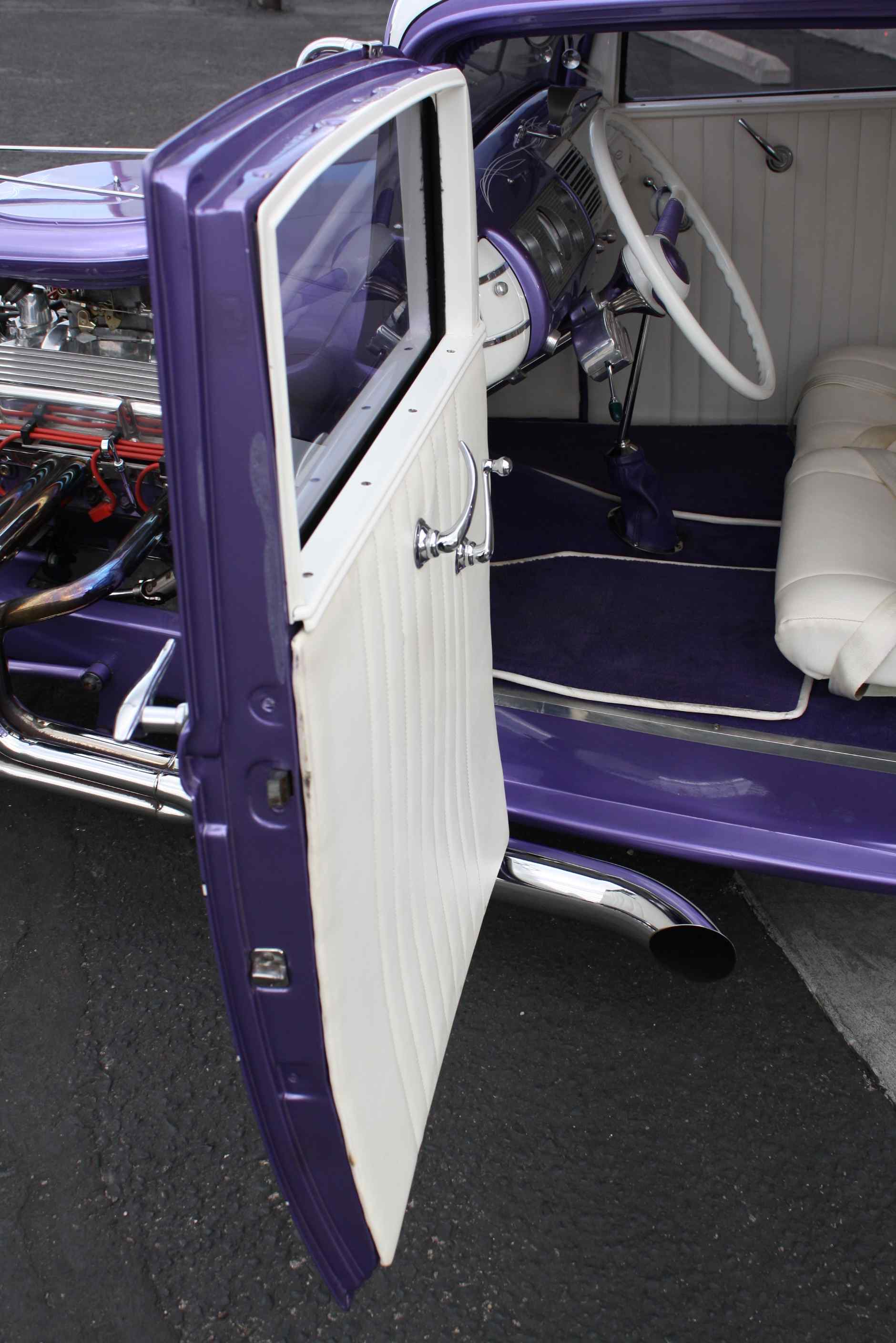 1932 Ford 5 window Coupe