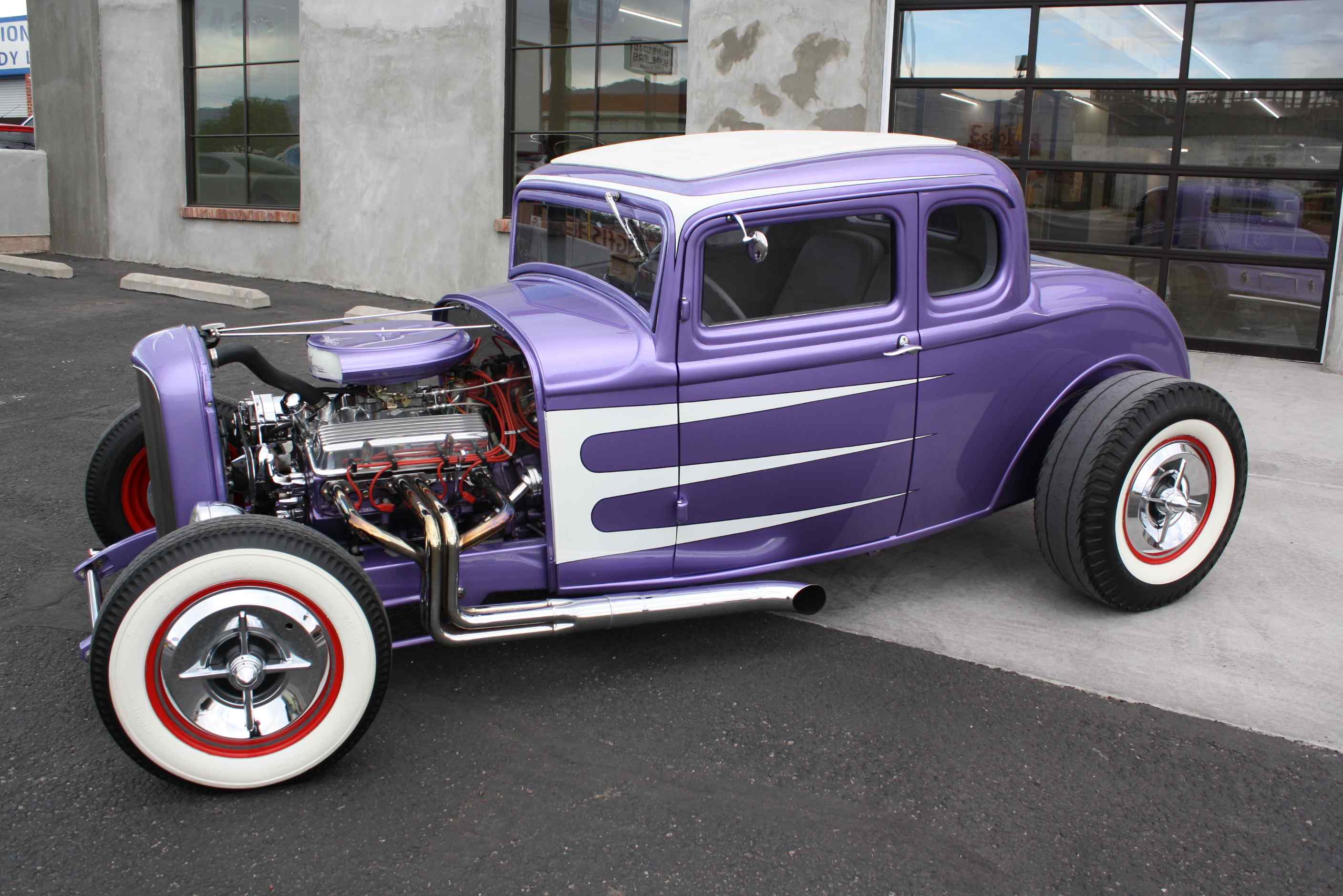 1932 Ford 5 window Coupe