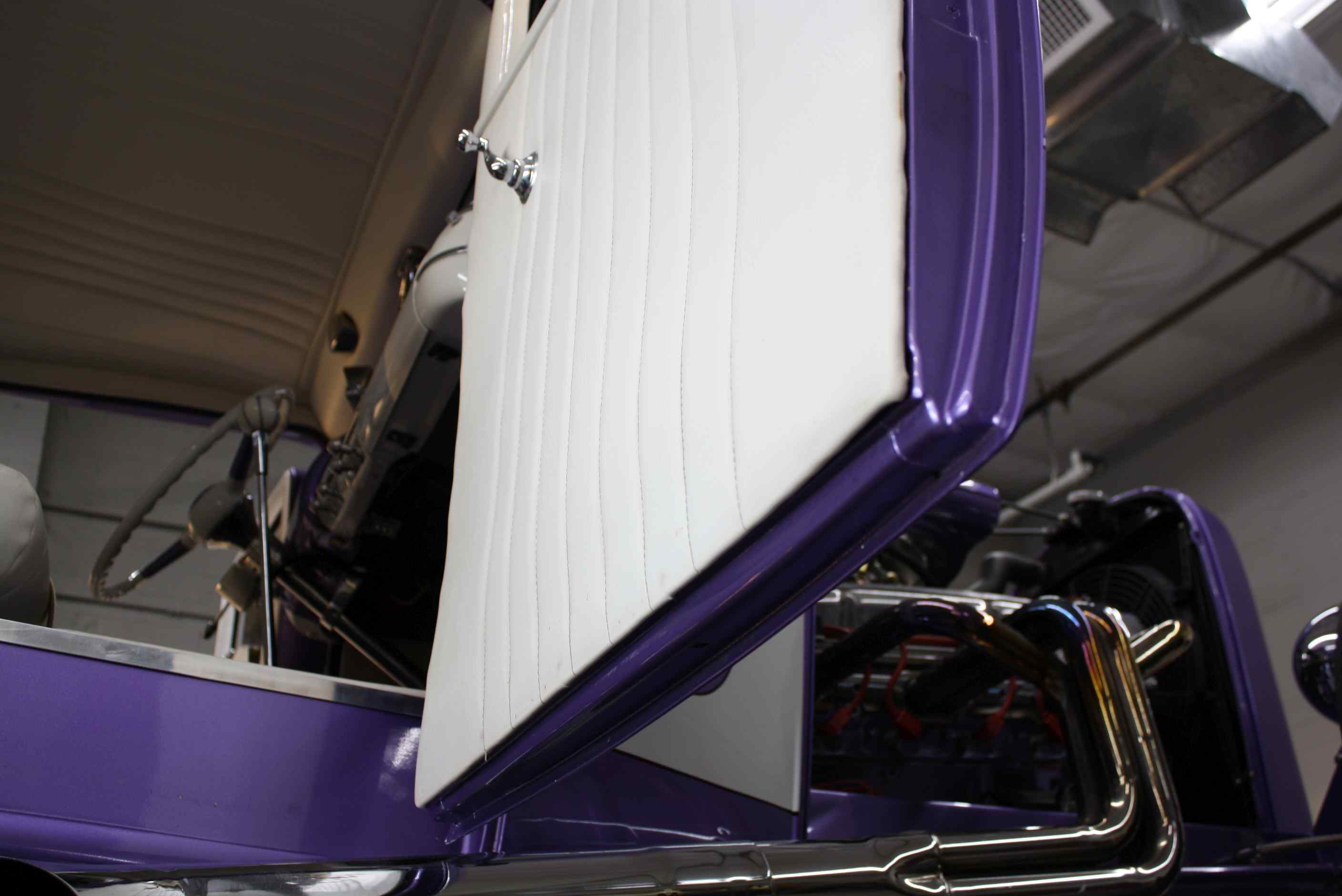 1932 Ford 5 window Coupe