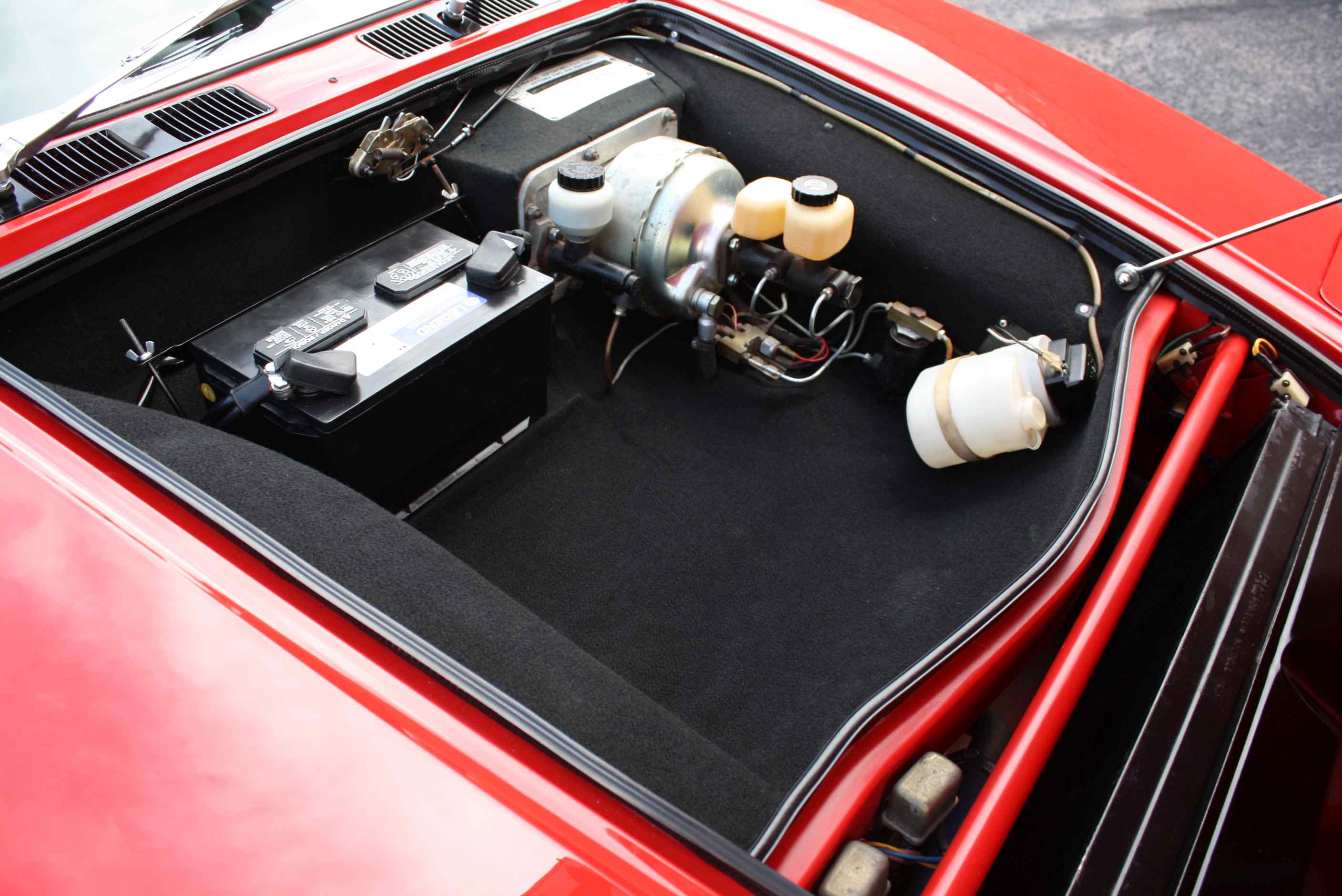 1972 DeTomaso Pantera