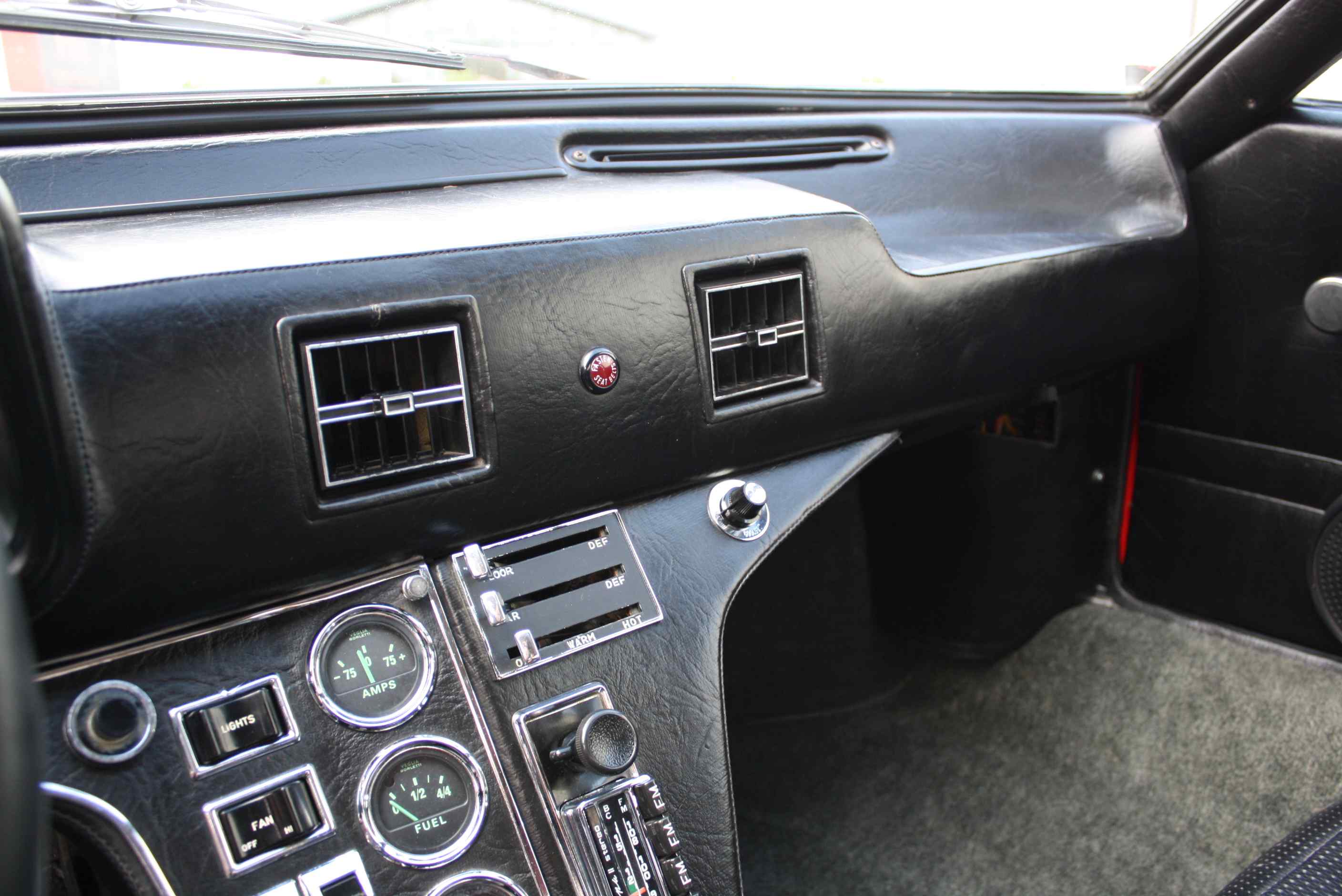 1972 DeTomaso Pantera