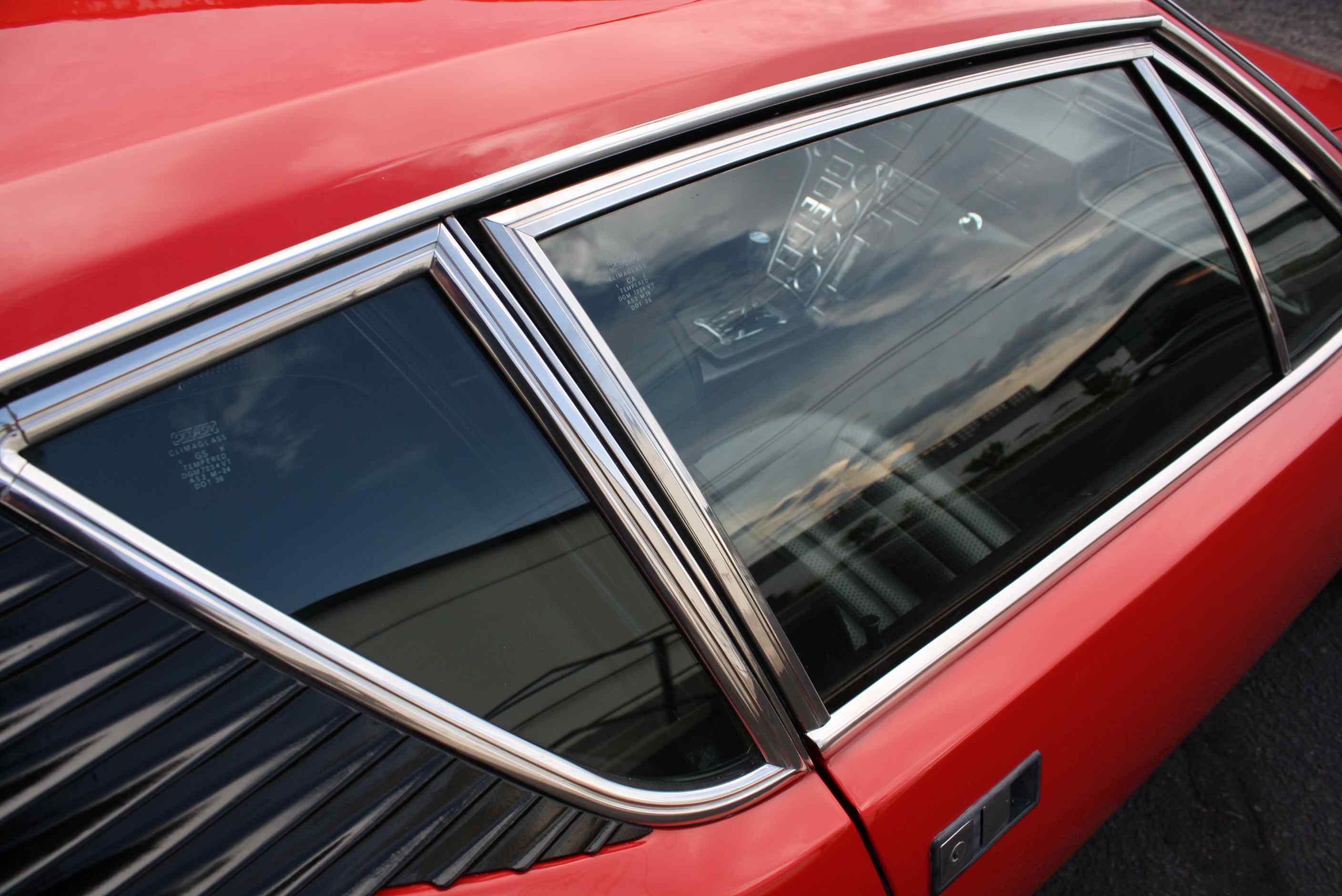 1972 DeTomaso Pantera