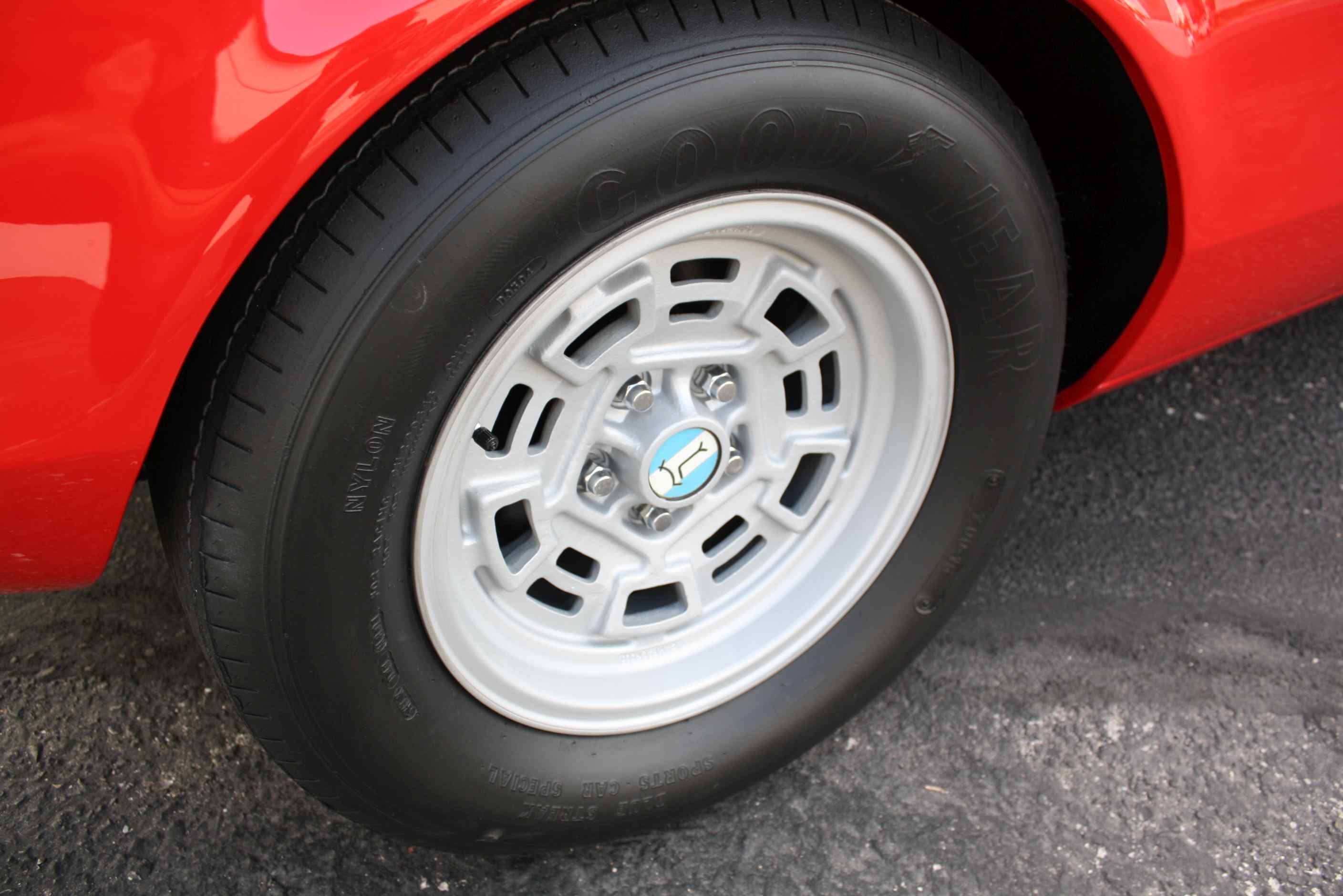 1972 DeTomaso Pantera