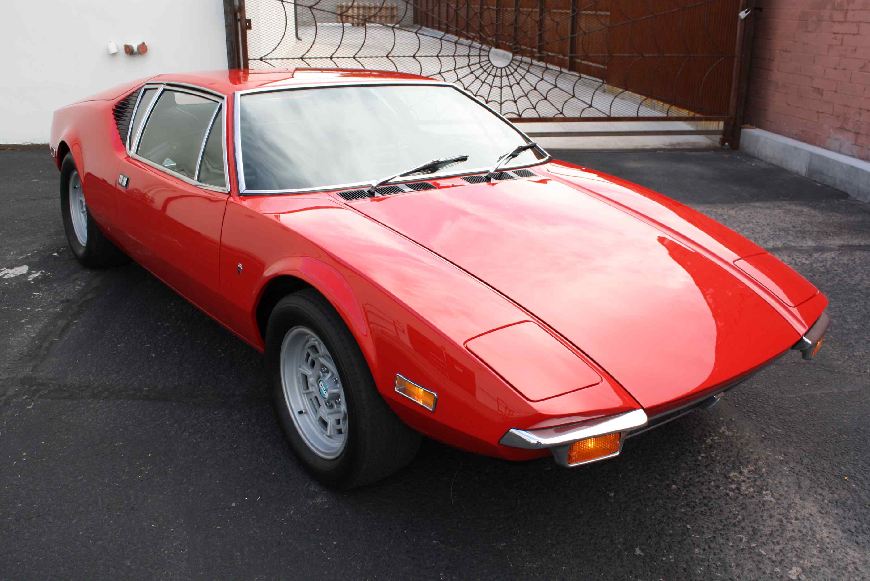 1972 DeTomaso Pantera