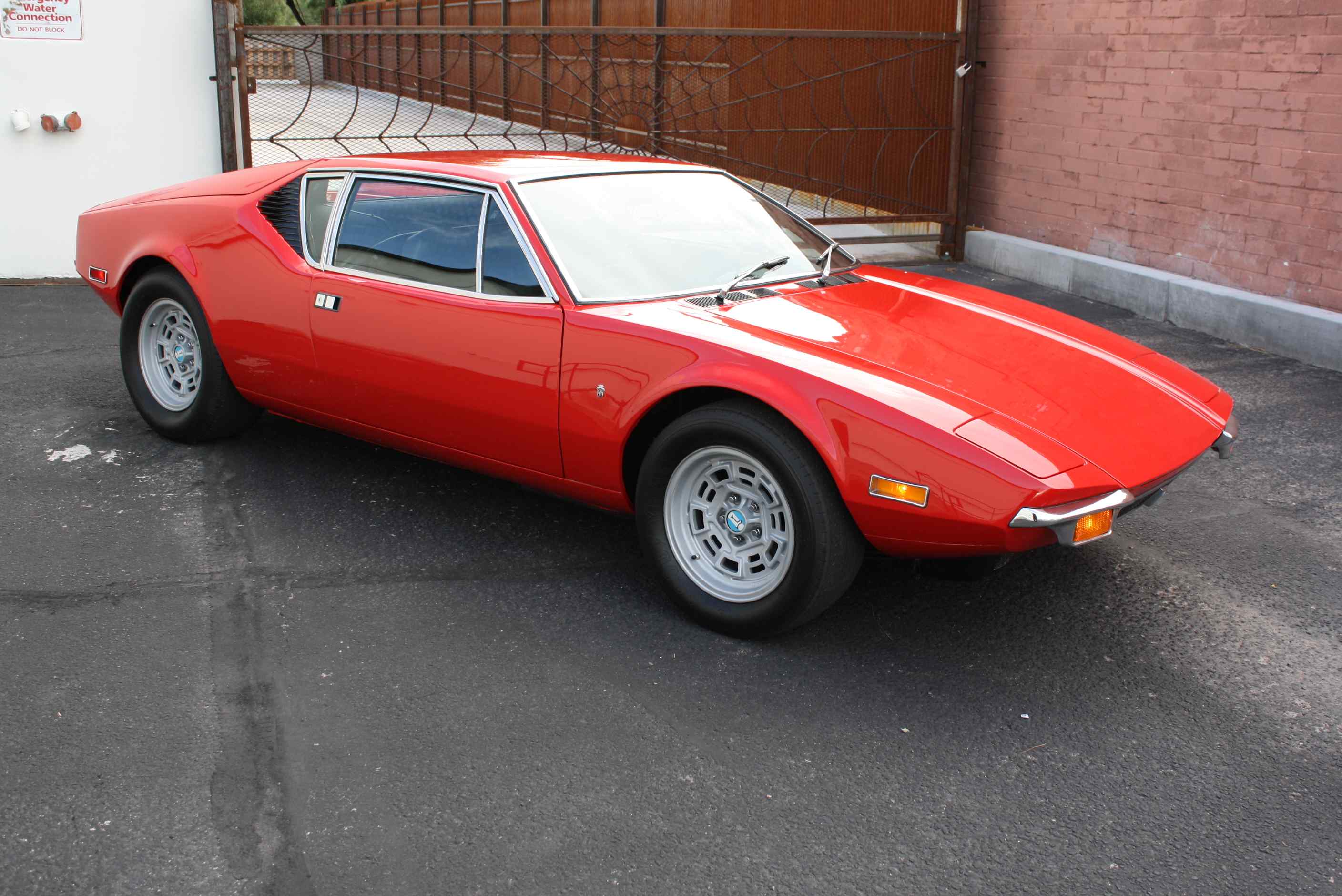 1972 DeTomaso Pantera