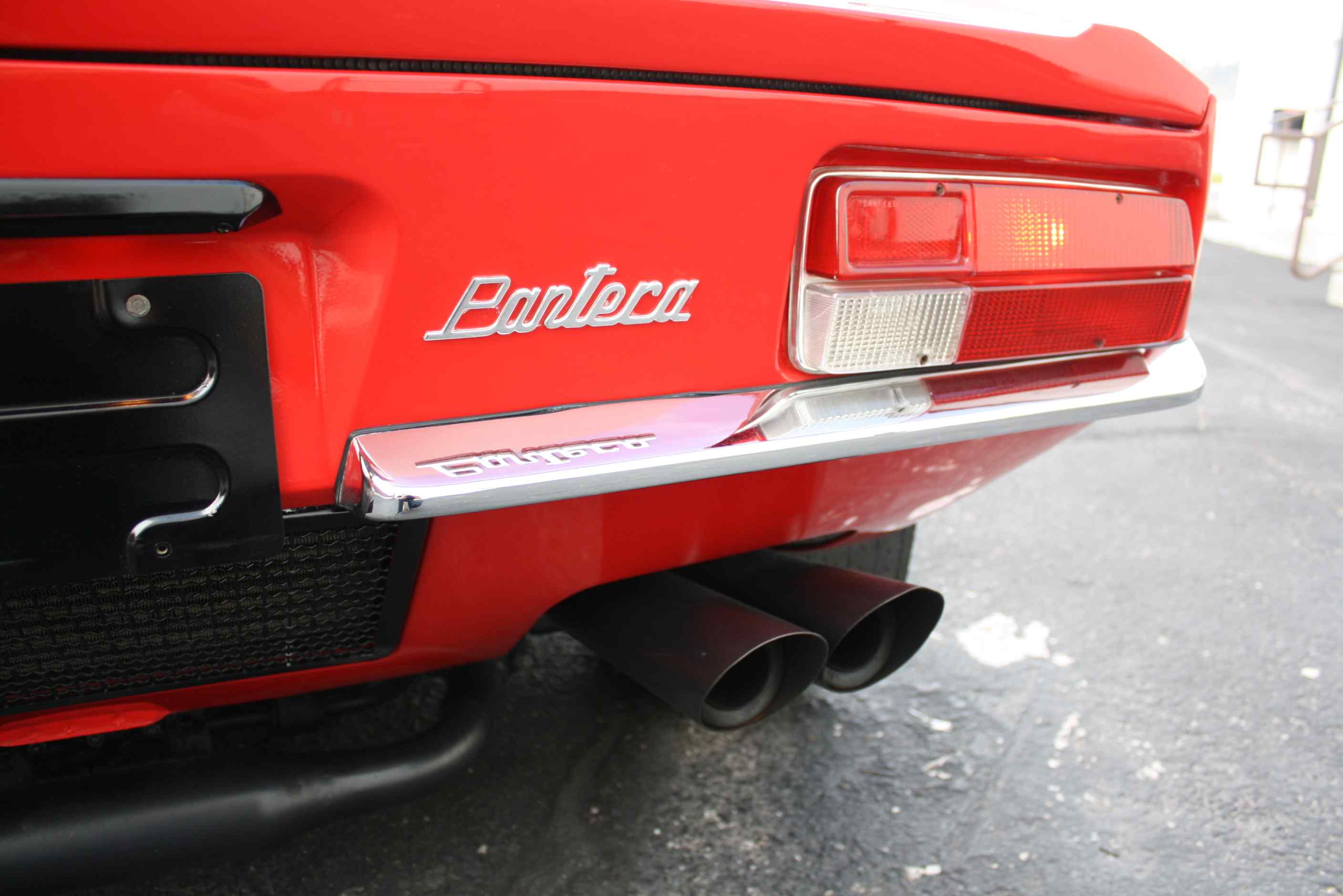 1972 DeTomaso Pantera