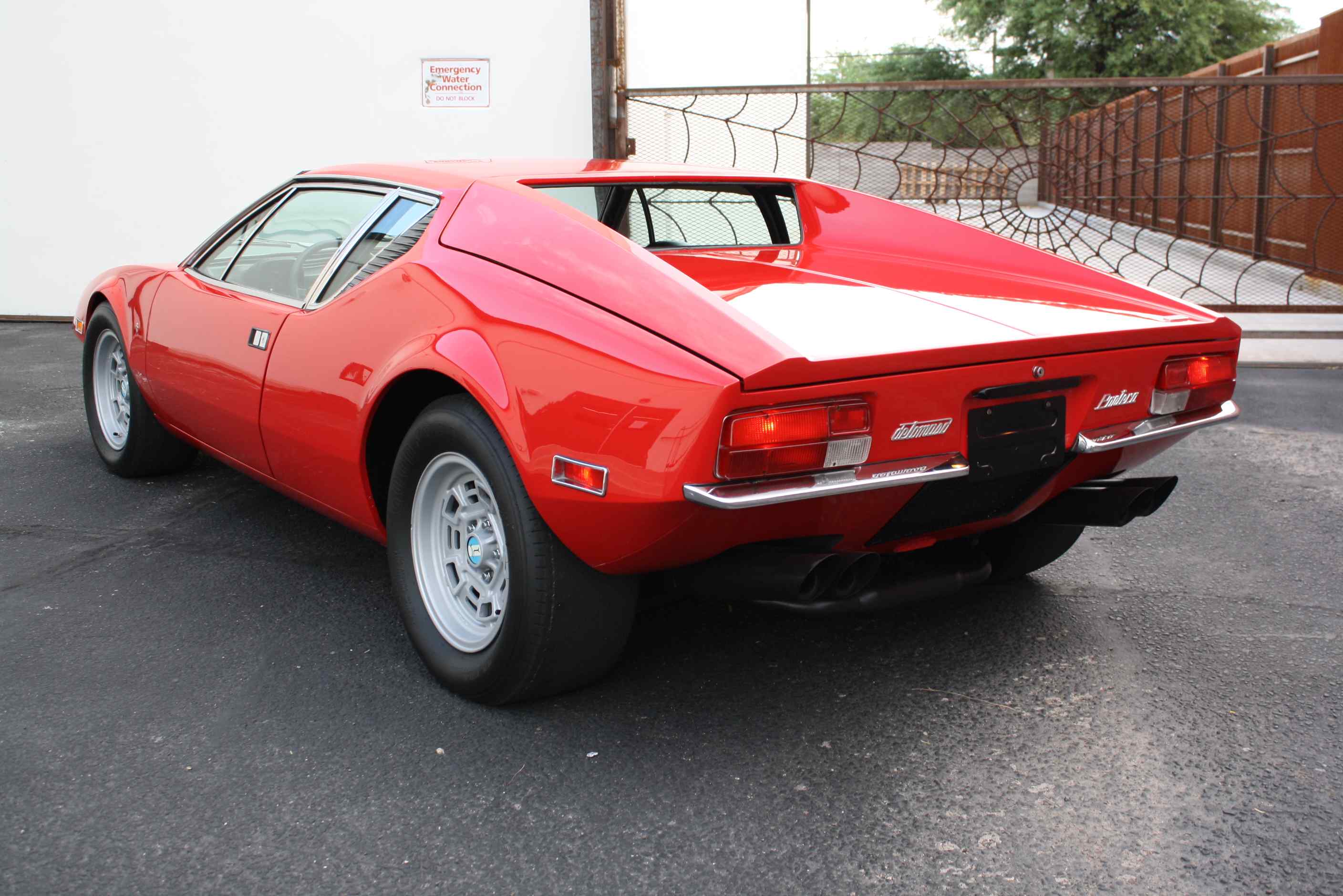 1972 DeTomaso Pantera