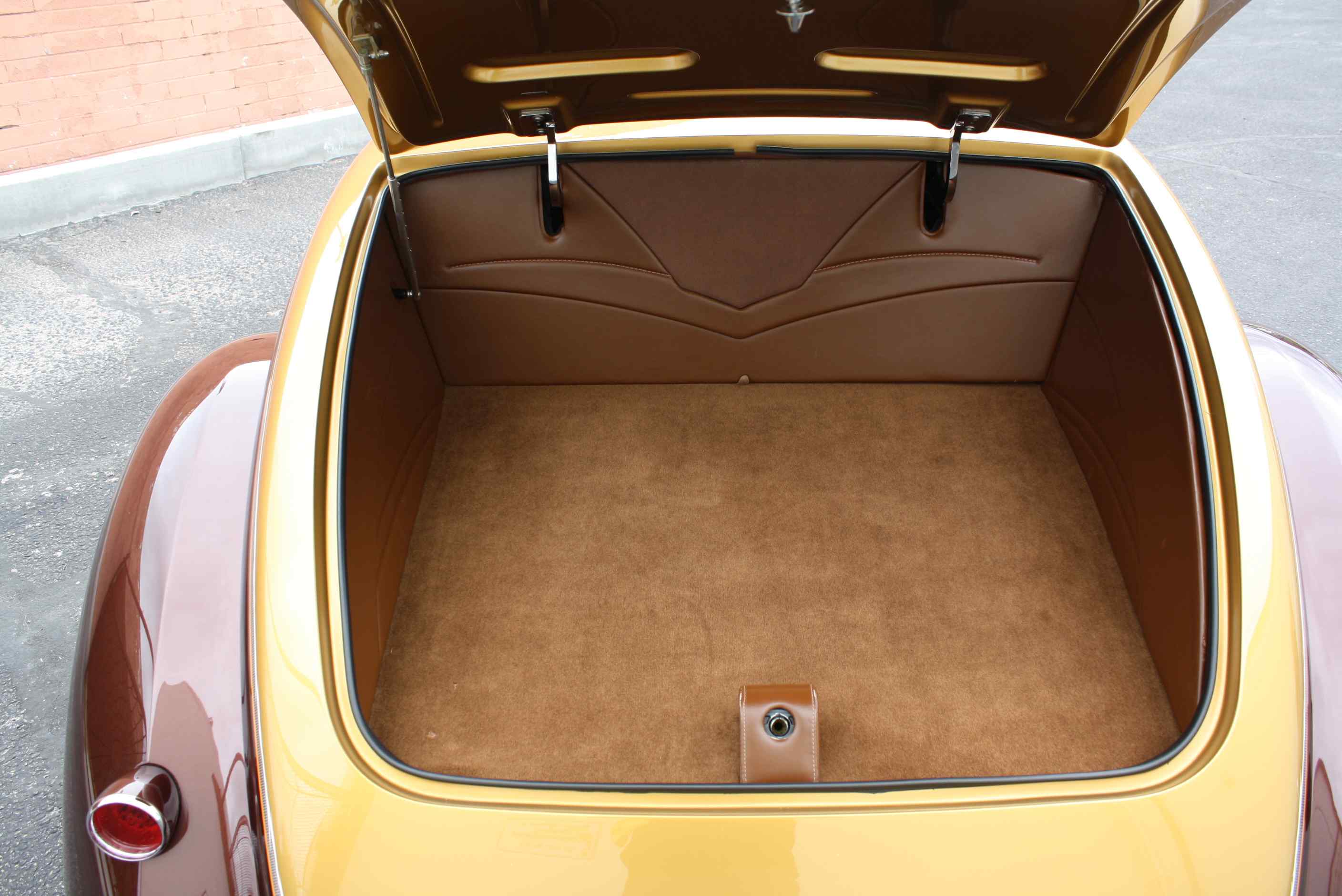 1937 Ford Roadster