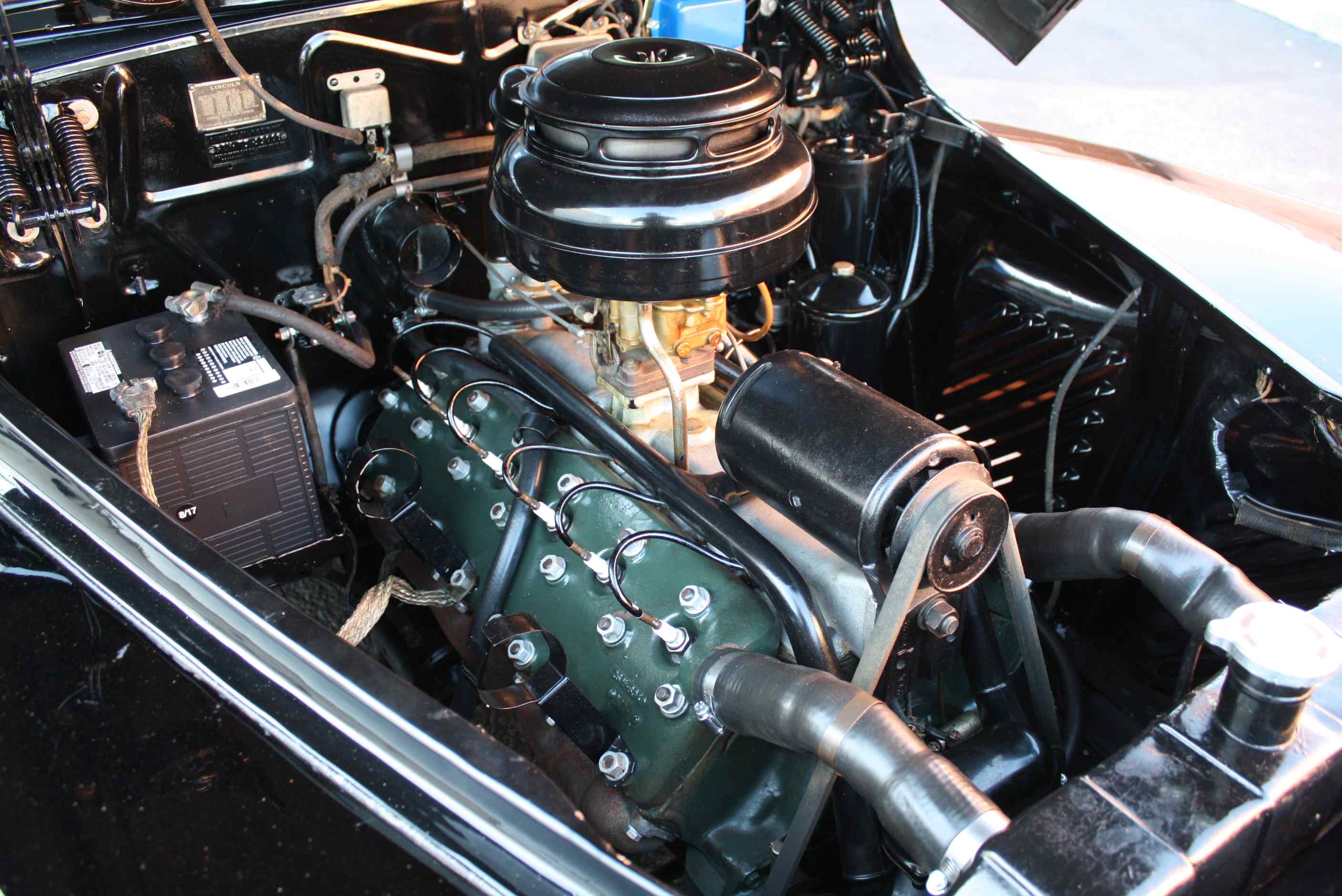 1947 Lincoln Town Car V12 Sedan