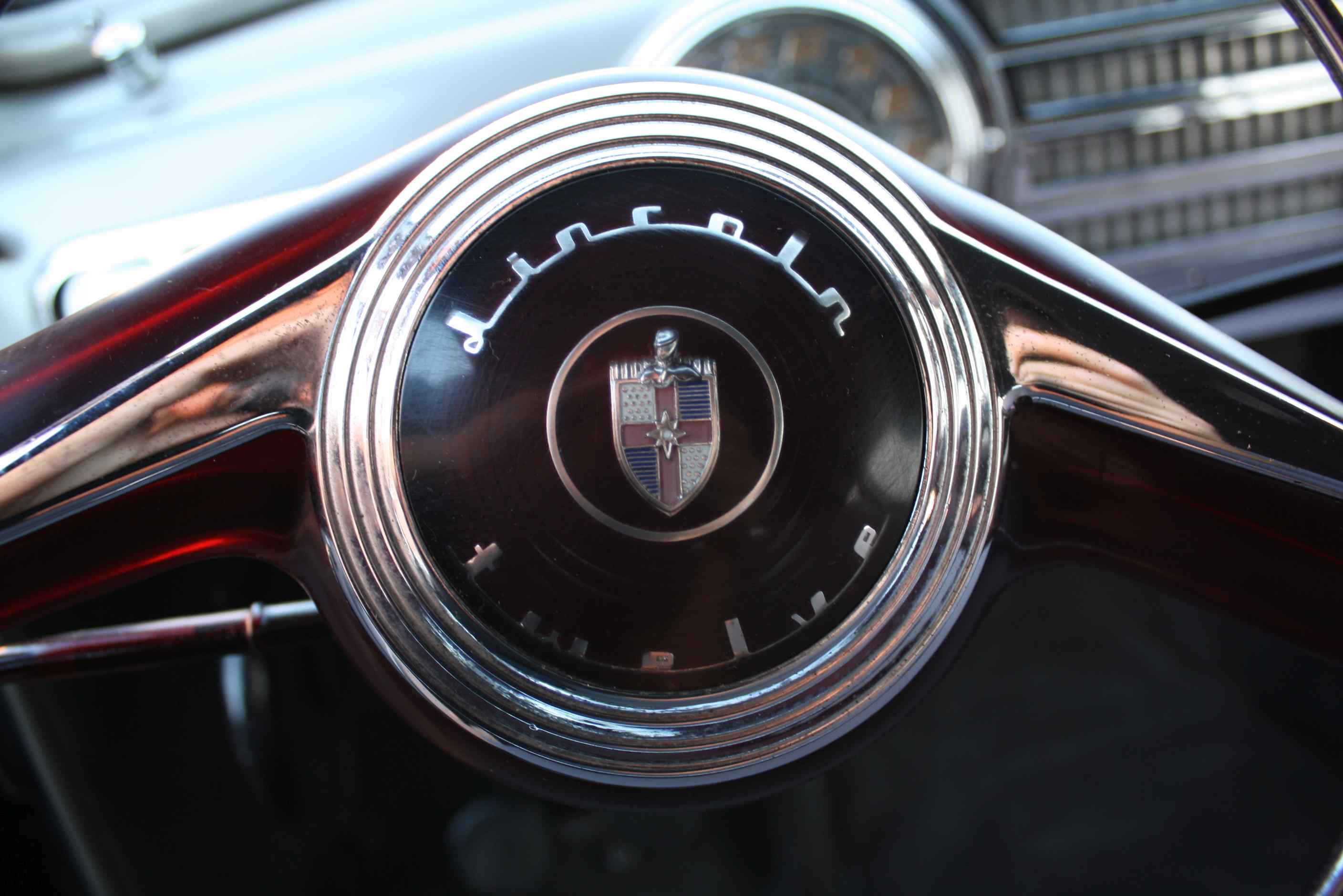 1947 Lincoln Town Car V12 Sedan