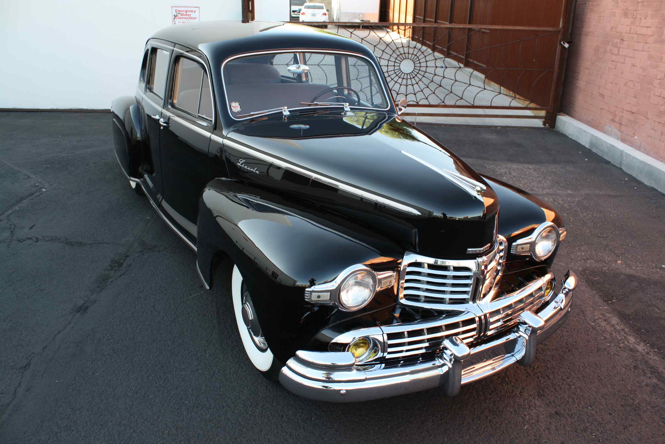 1947 Lincoln Town Car V12 Sedan