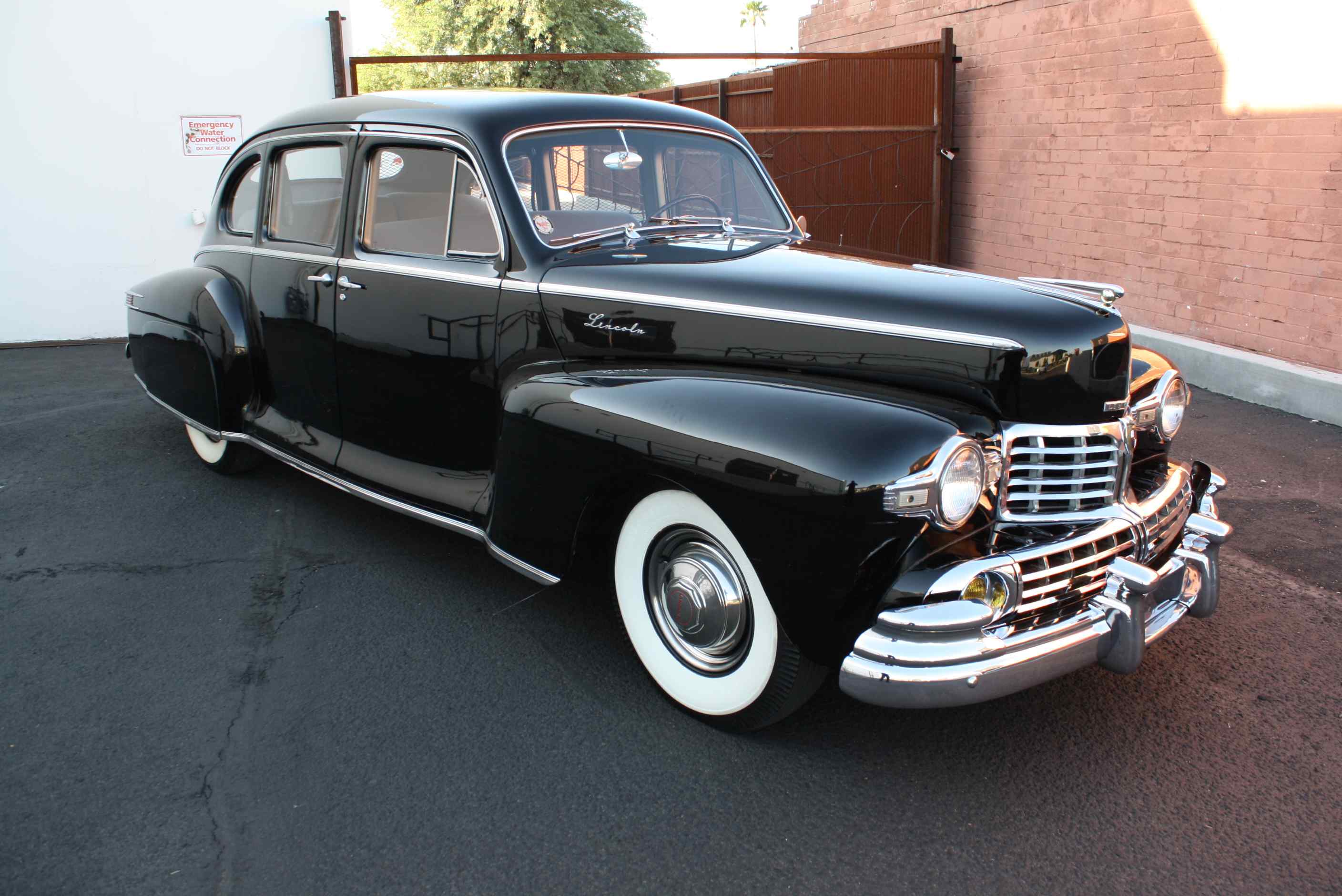 1947 Lincoln Town Car V12 Sedan