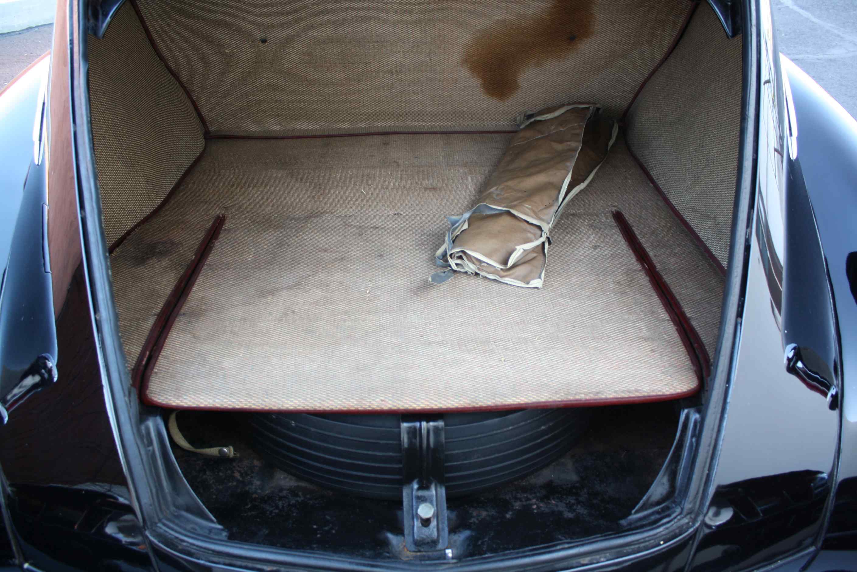 1947 Lincoln Town Car V12 Sedan
