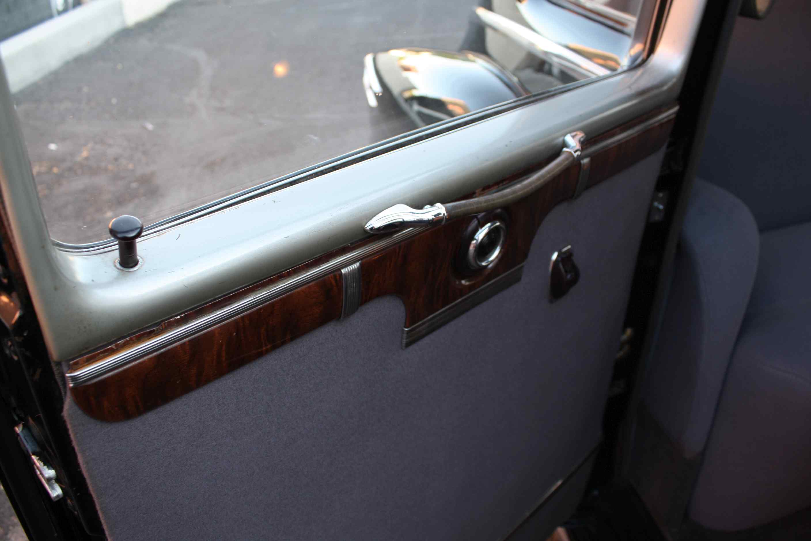 1947 Lincoln Town Car V12 Sedan