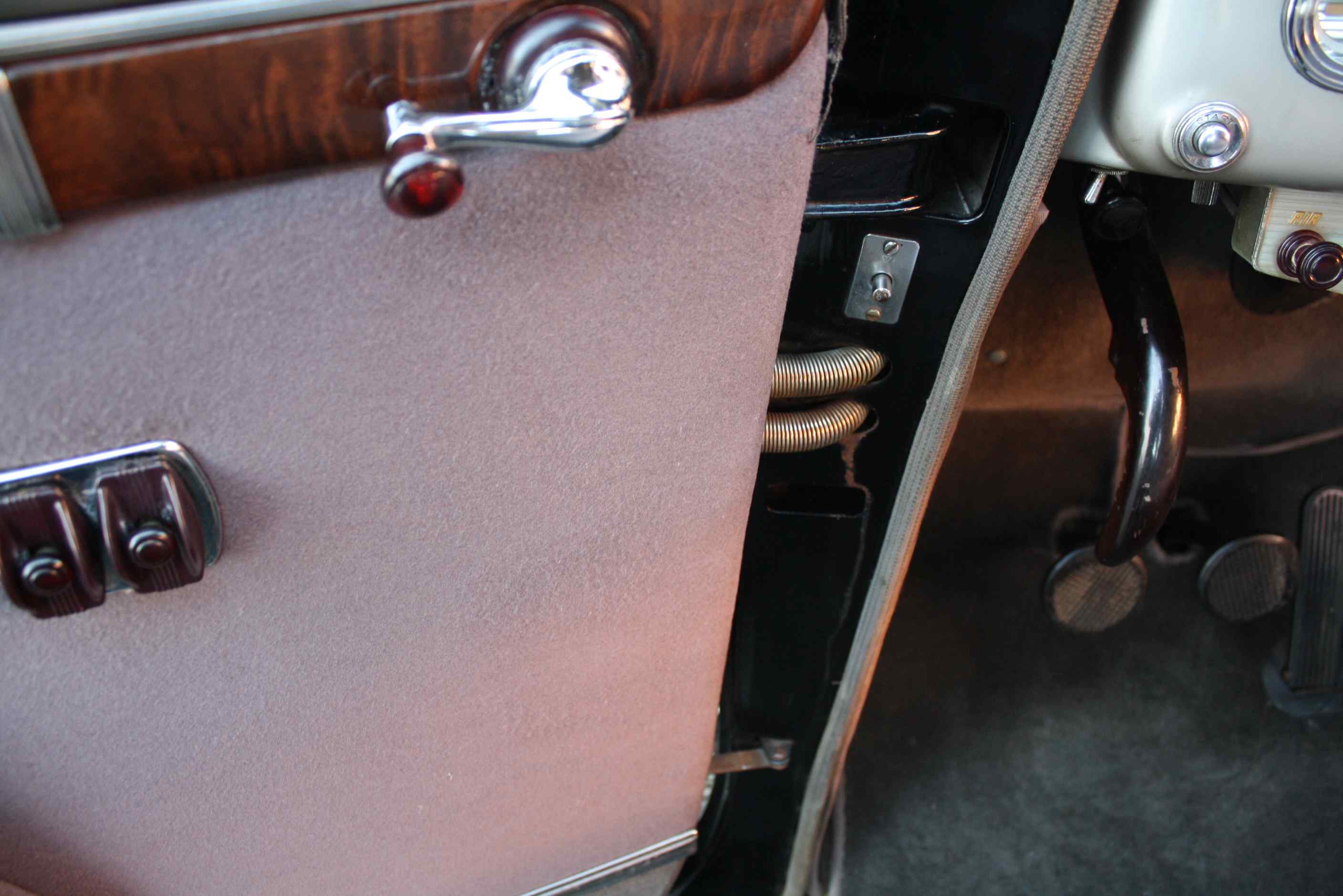 1947 Lincoln Town Car V12 Sedan