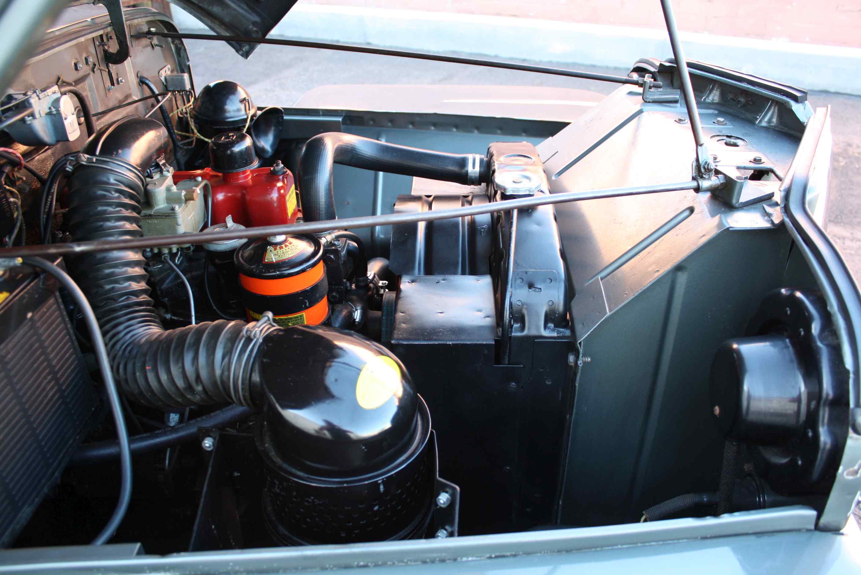 1953 Willys Wagon 4×4.