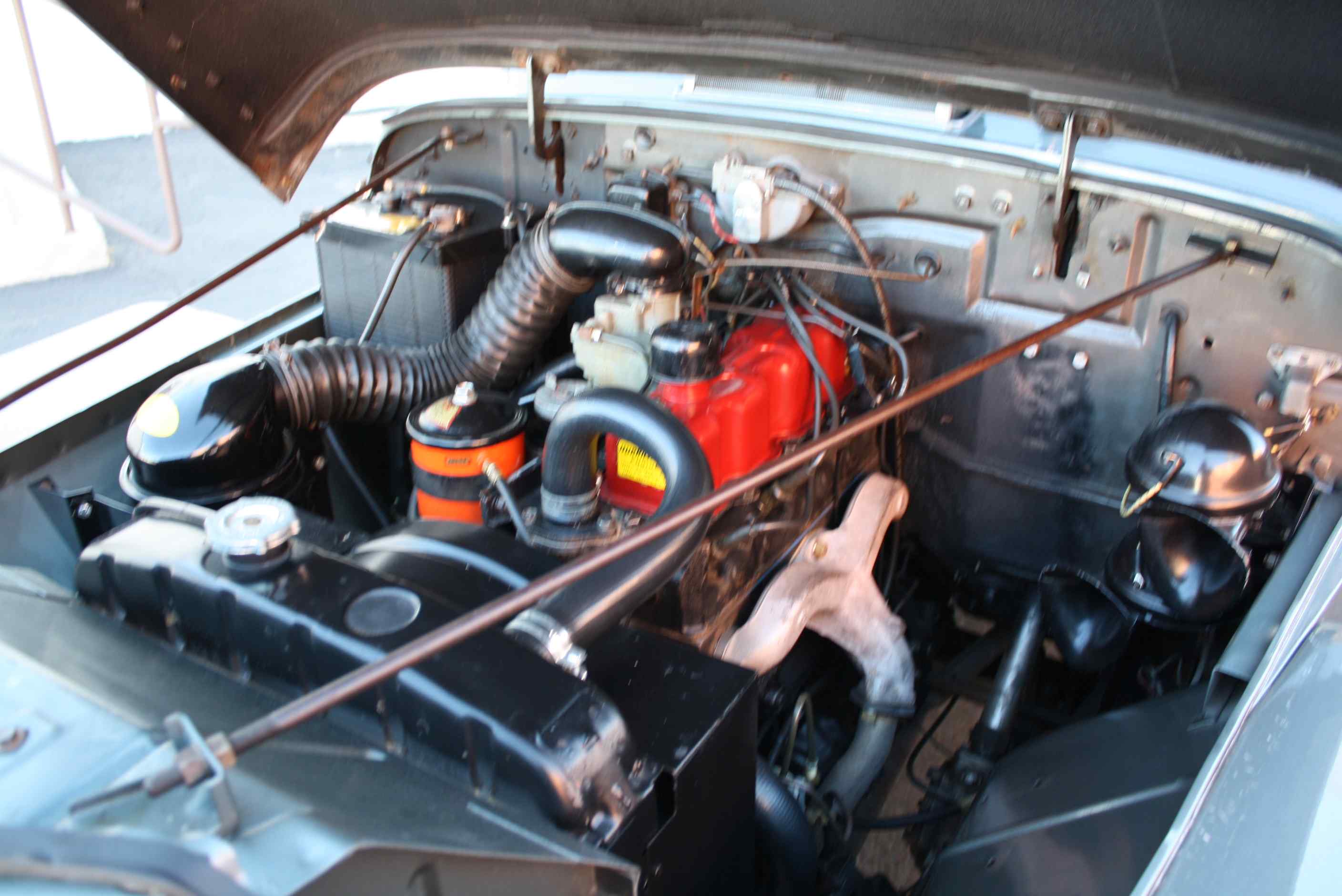 1953 Willys Wagon 4×4.