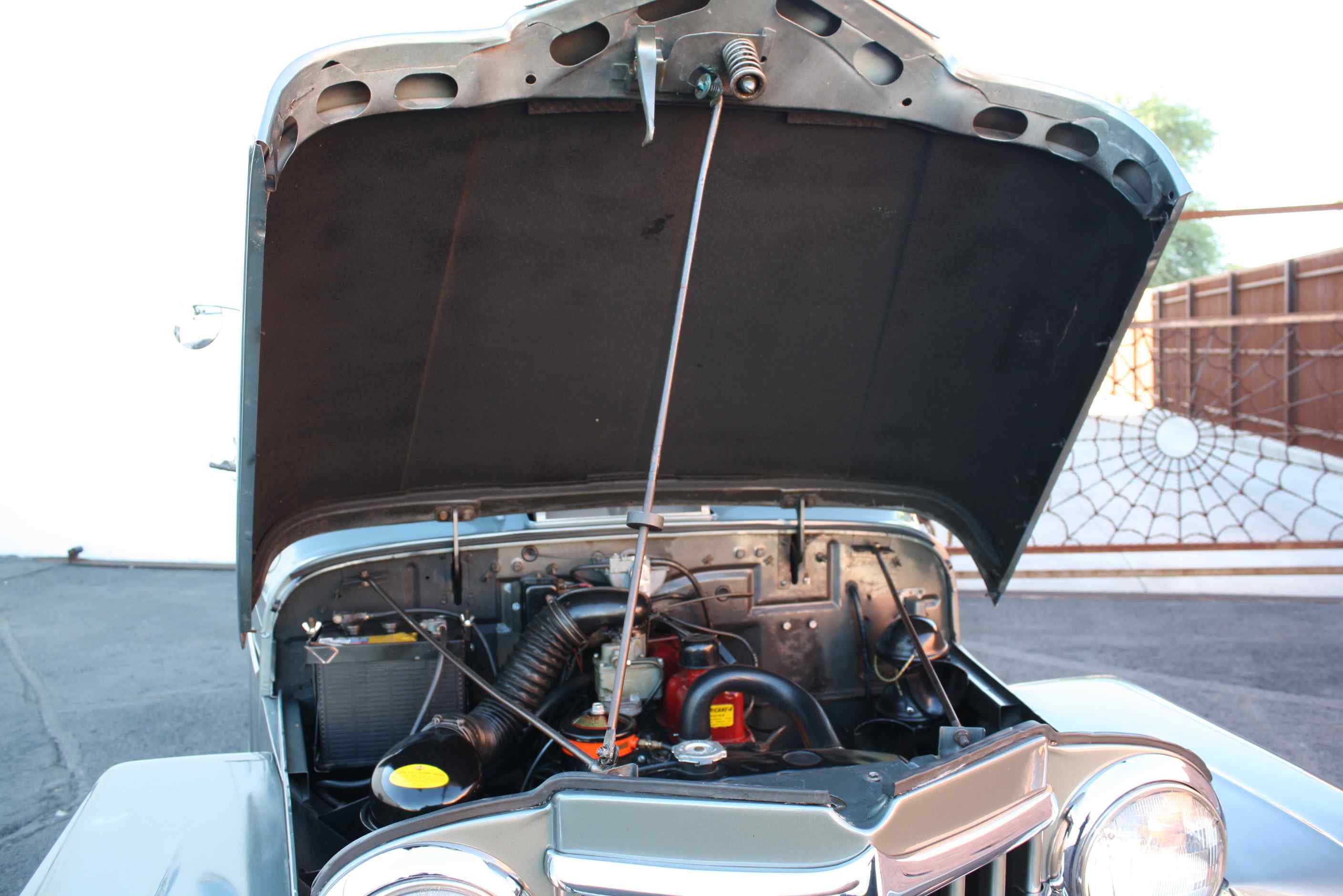 1953 Willys Wagon 4×4.