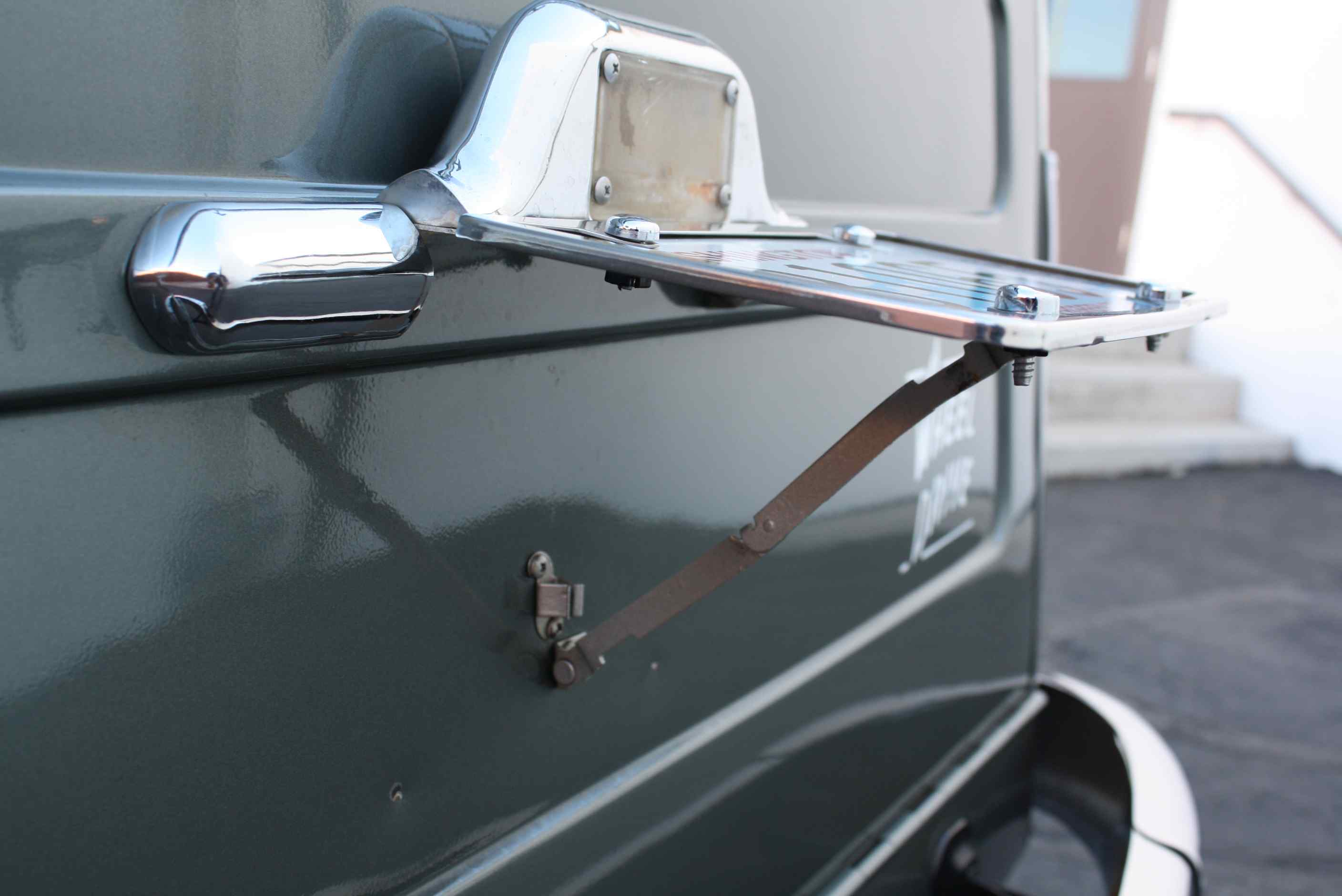 1953 Willys Wagon 4×4.