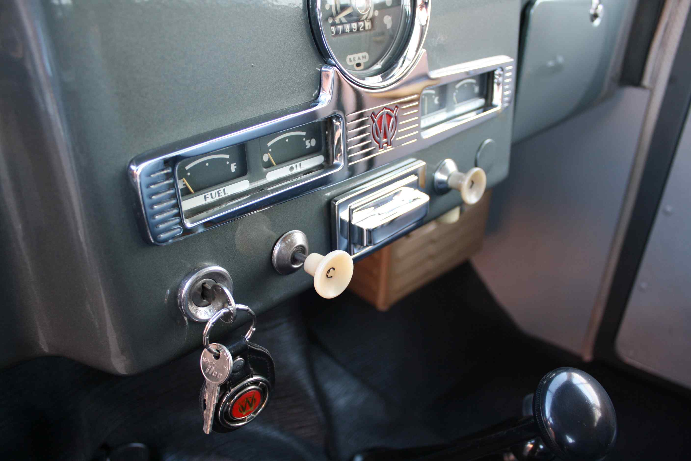 1953 Willys Wagon 4×4.