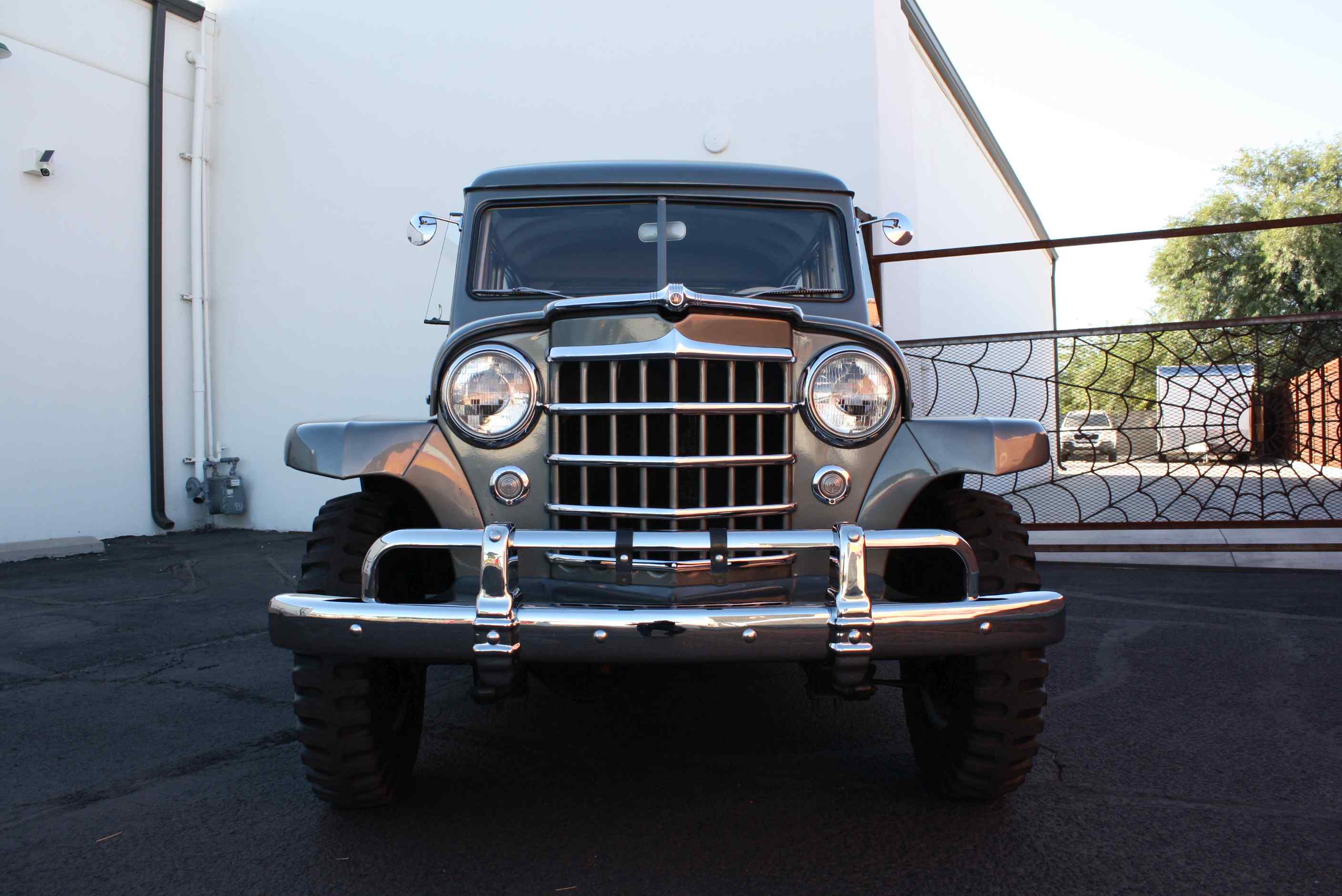 1953 Willys Wagon 4×4.