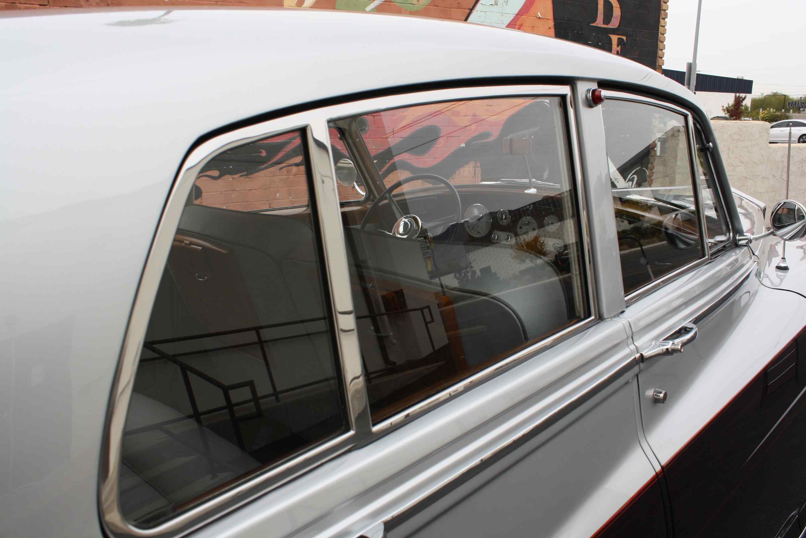 1960 Rolls Royce Silver Cloud II “Touring Edition”