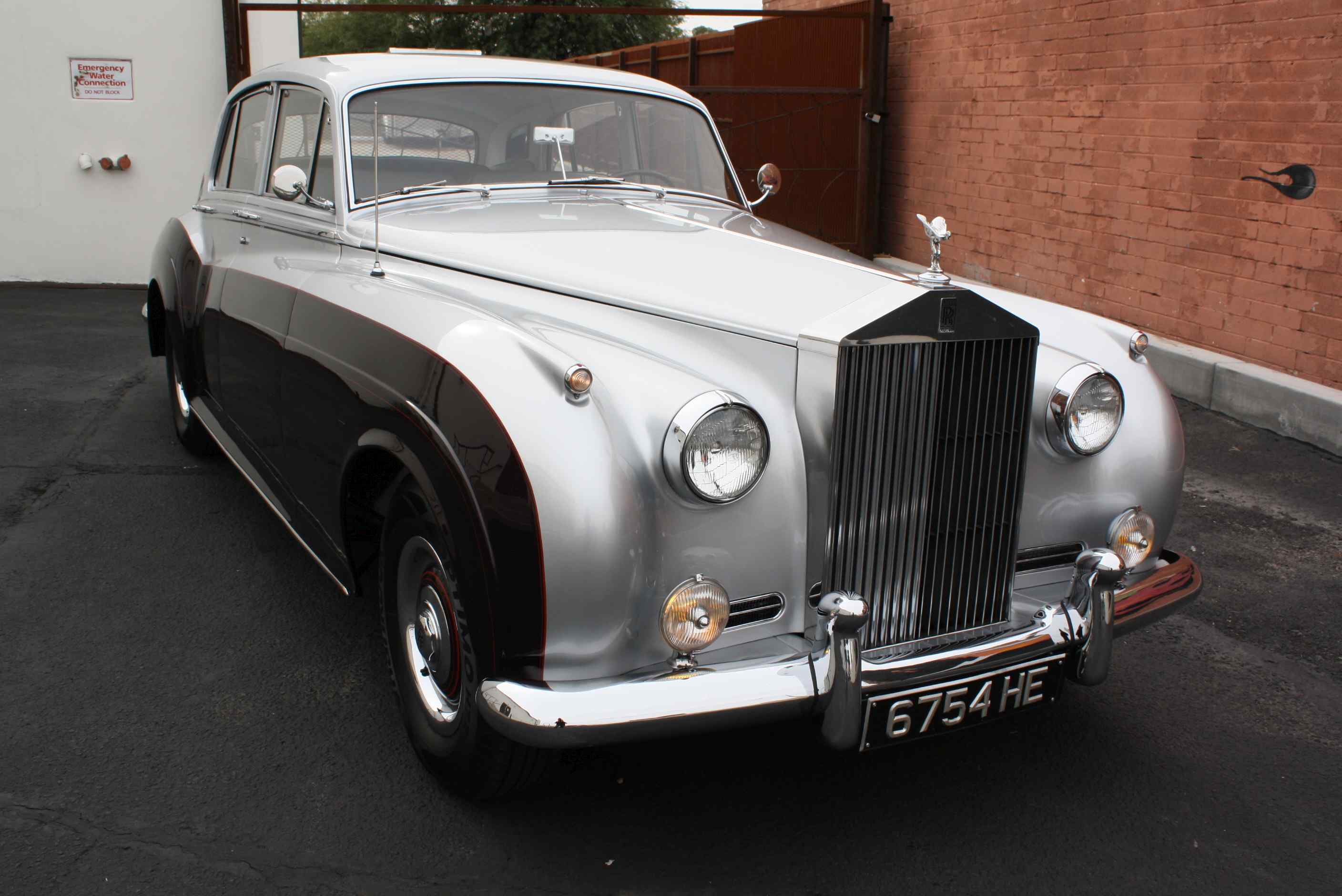 1960 Rolls Royce Silver Cloud II “Touring Edition”