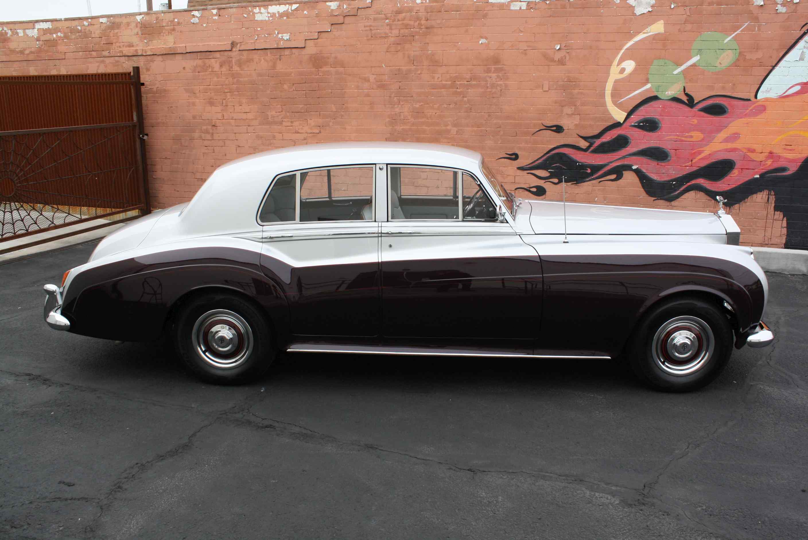 1960 Rolls Royce Silver Cloud II “Touring Edition”