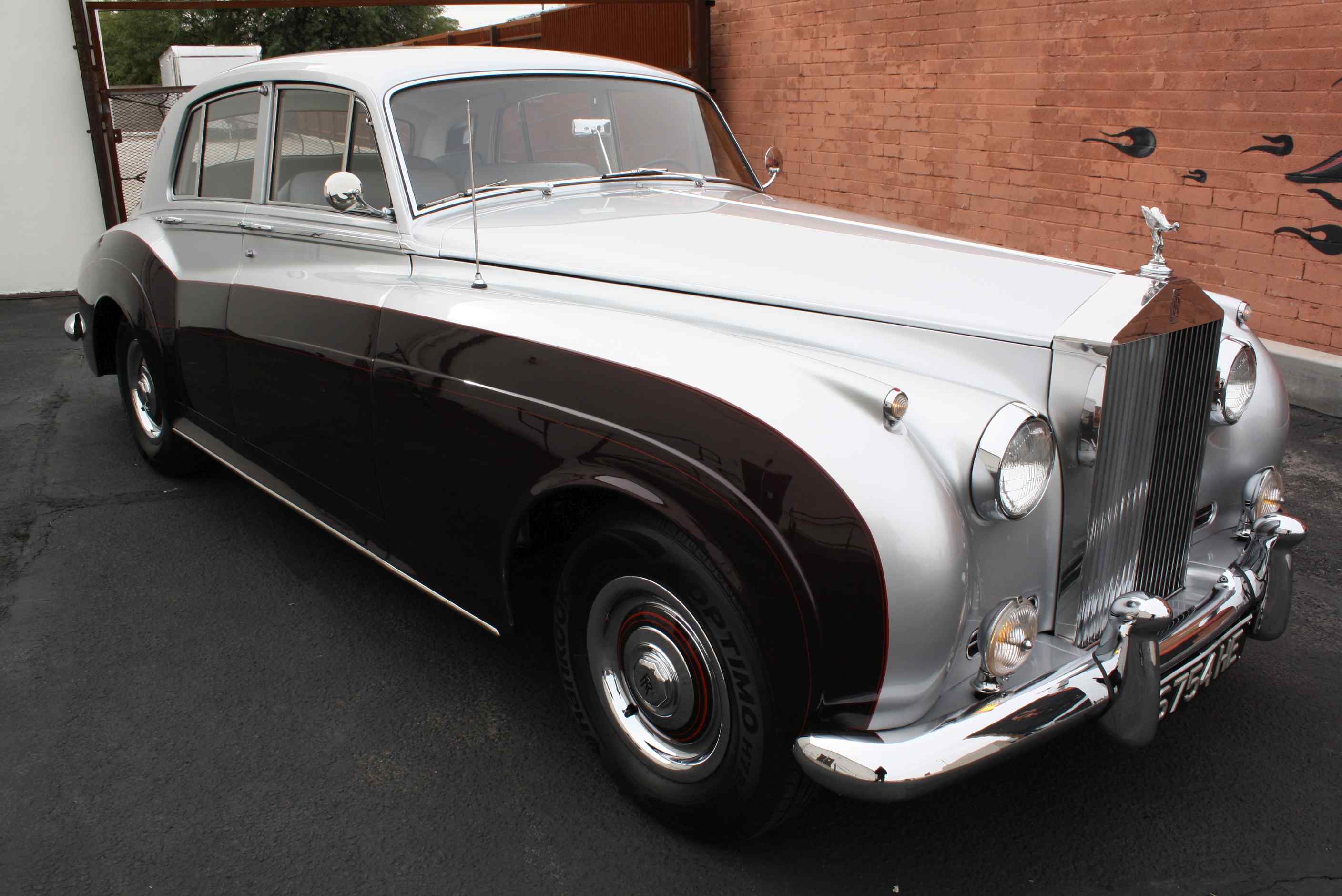 1960 Rolls Royce Silver Cloud II “Touring Edition”