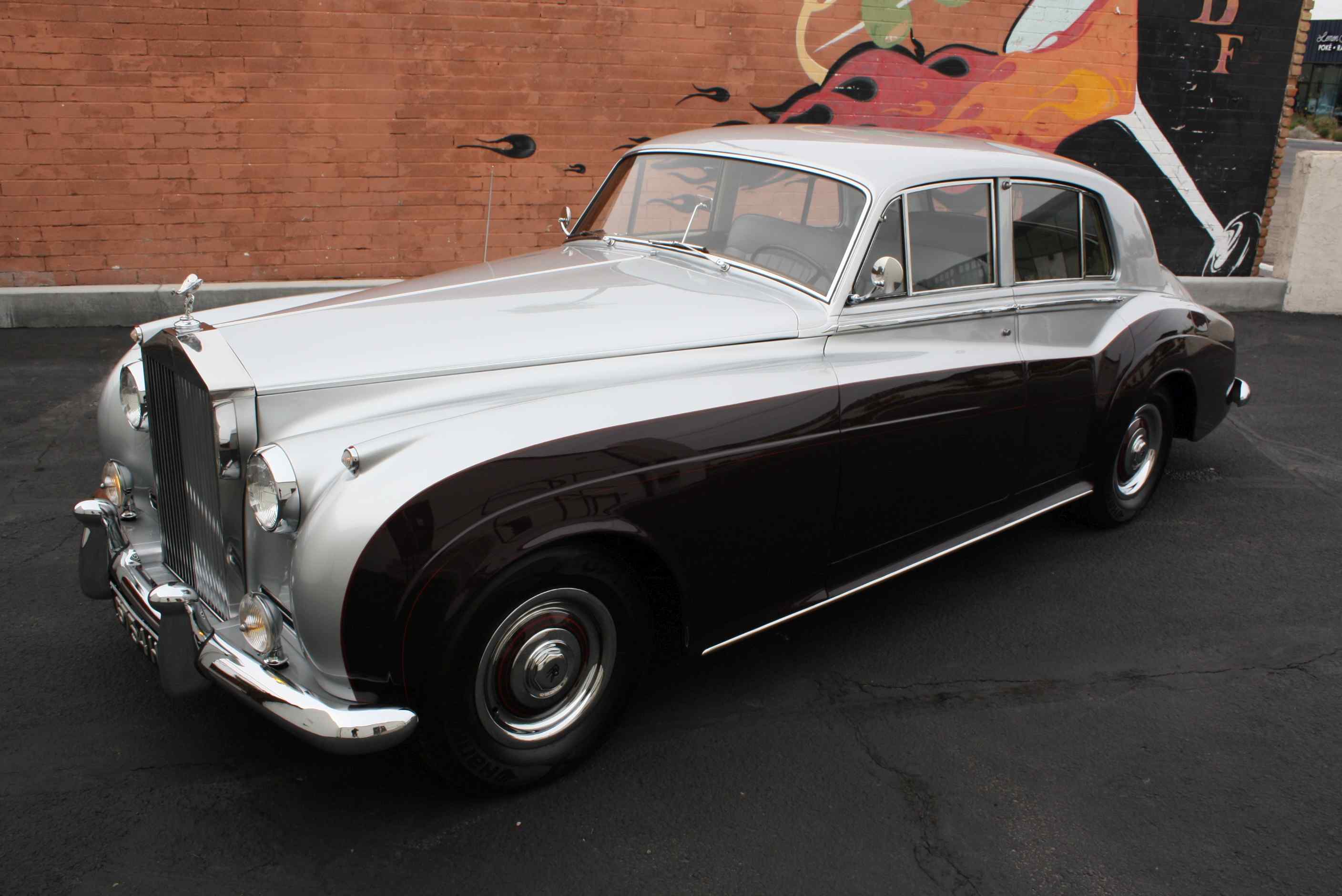 1960 Rolls Royce Silver Cloud II “Touring Edition”