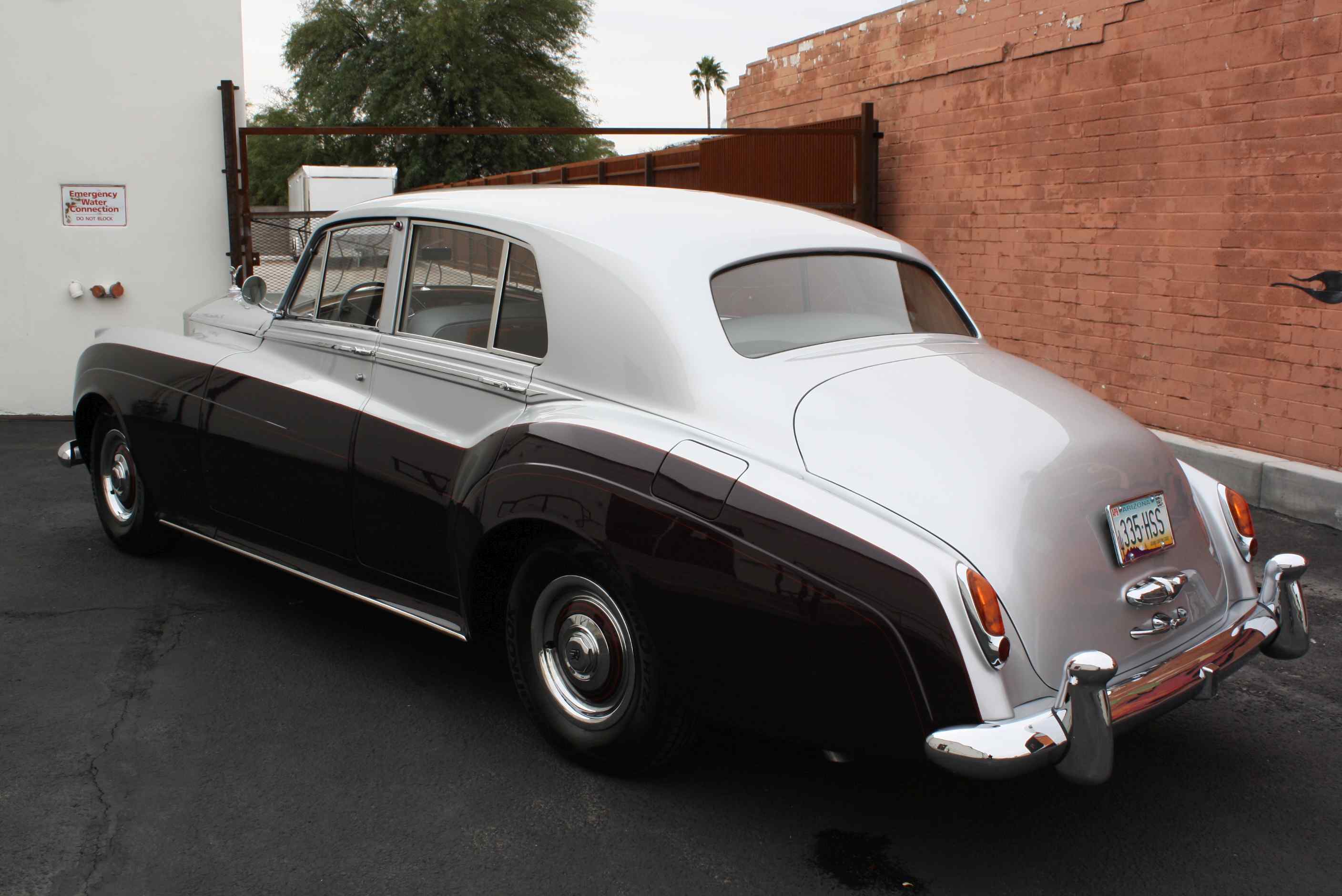 1960 Rolls Royce Silver Cloud II “Touring Edition”