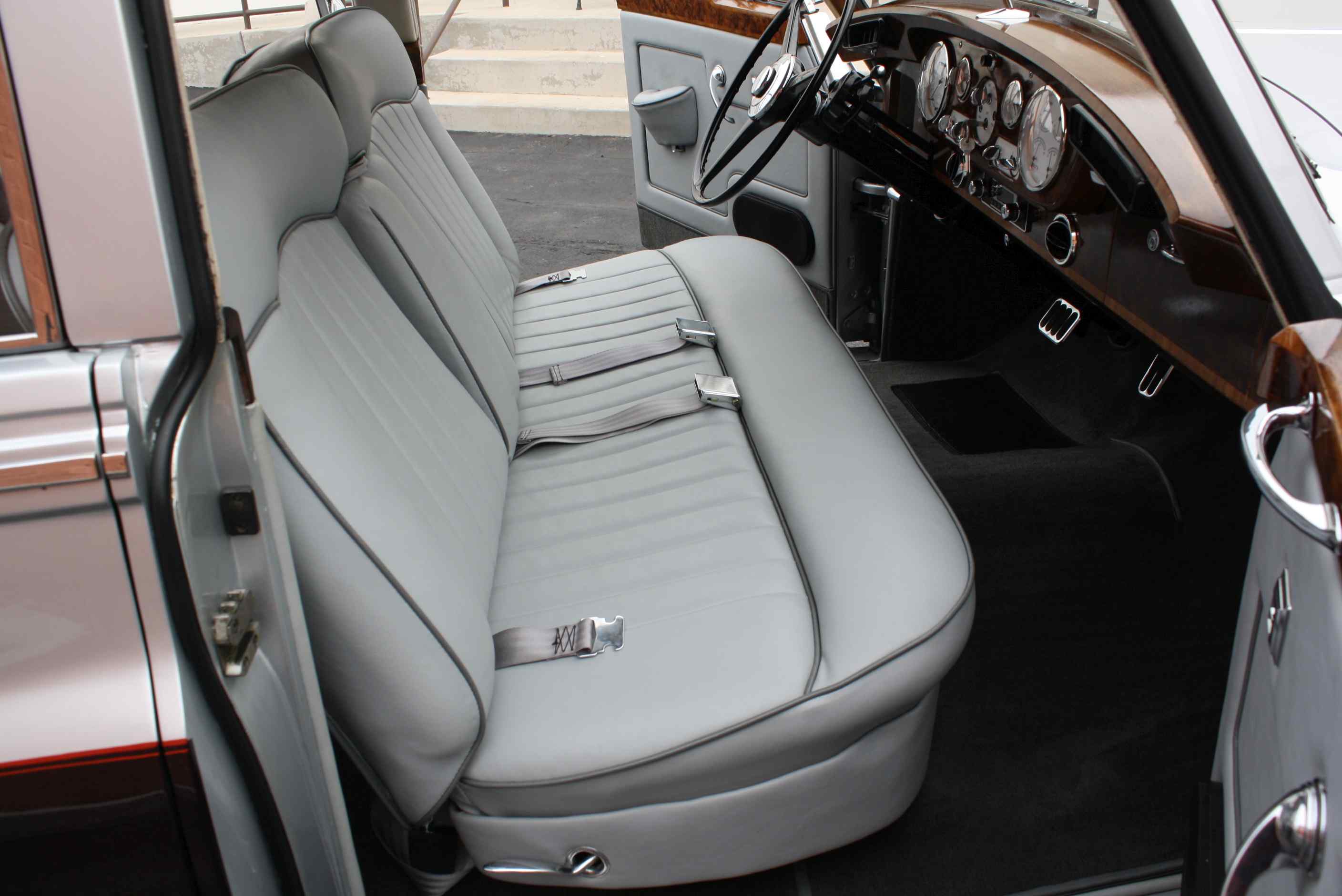 1960 Rolls Royce Silver Cloud II “Touring Edition”