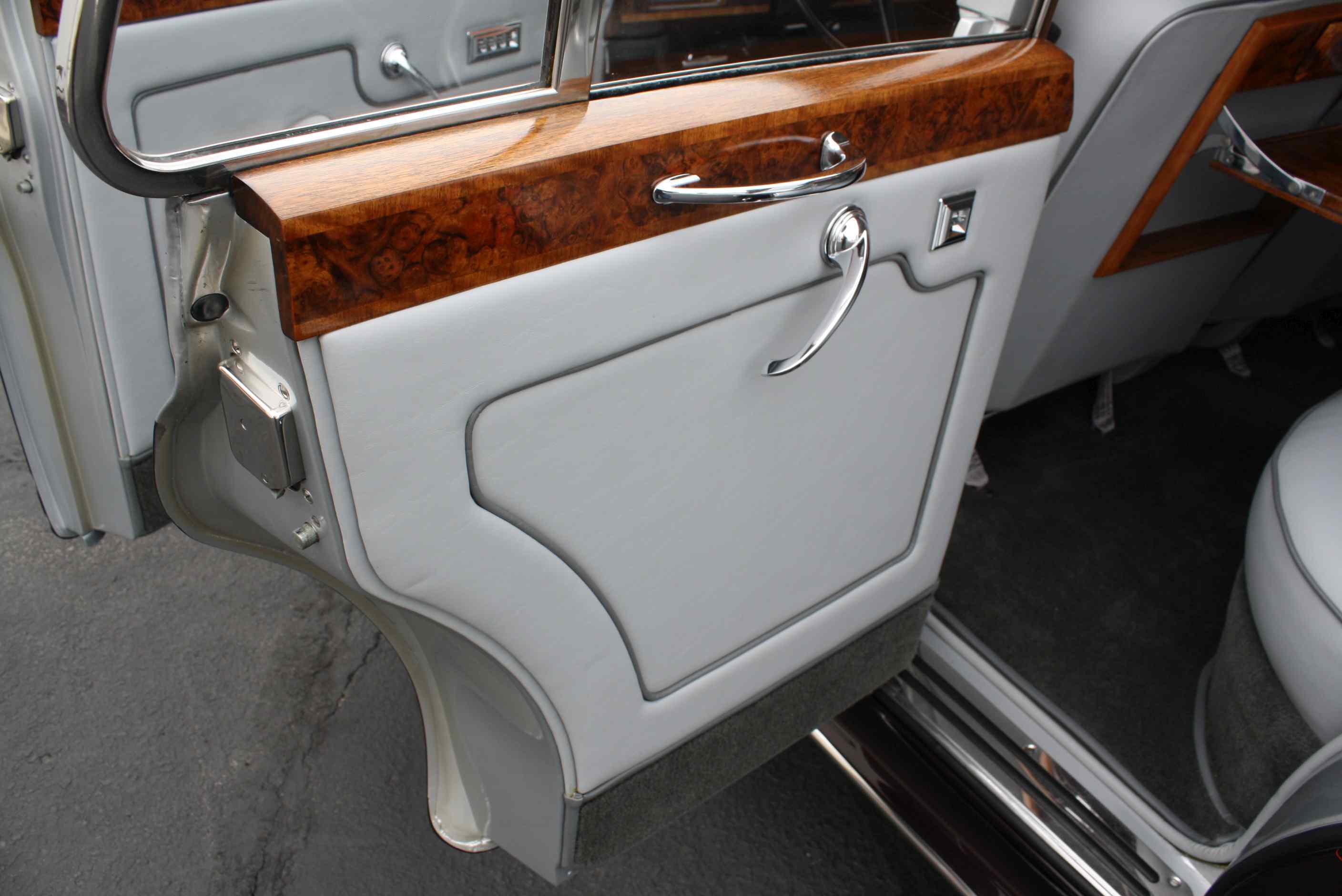 1960 Rolls Royce Silver Cloud II “Touring Edition”