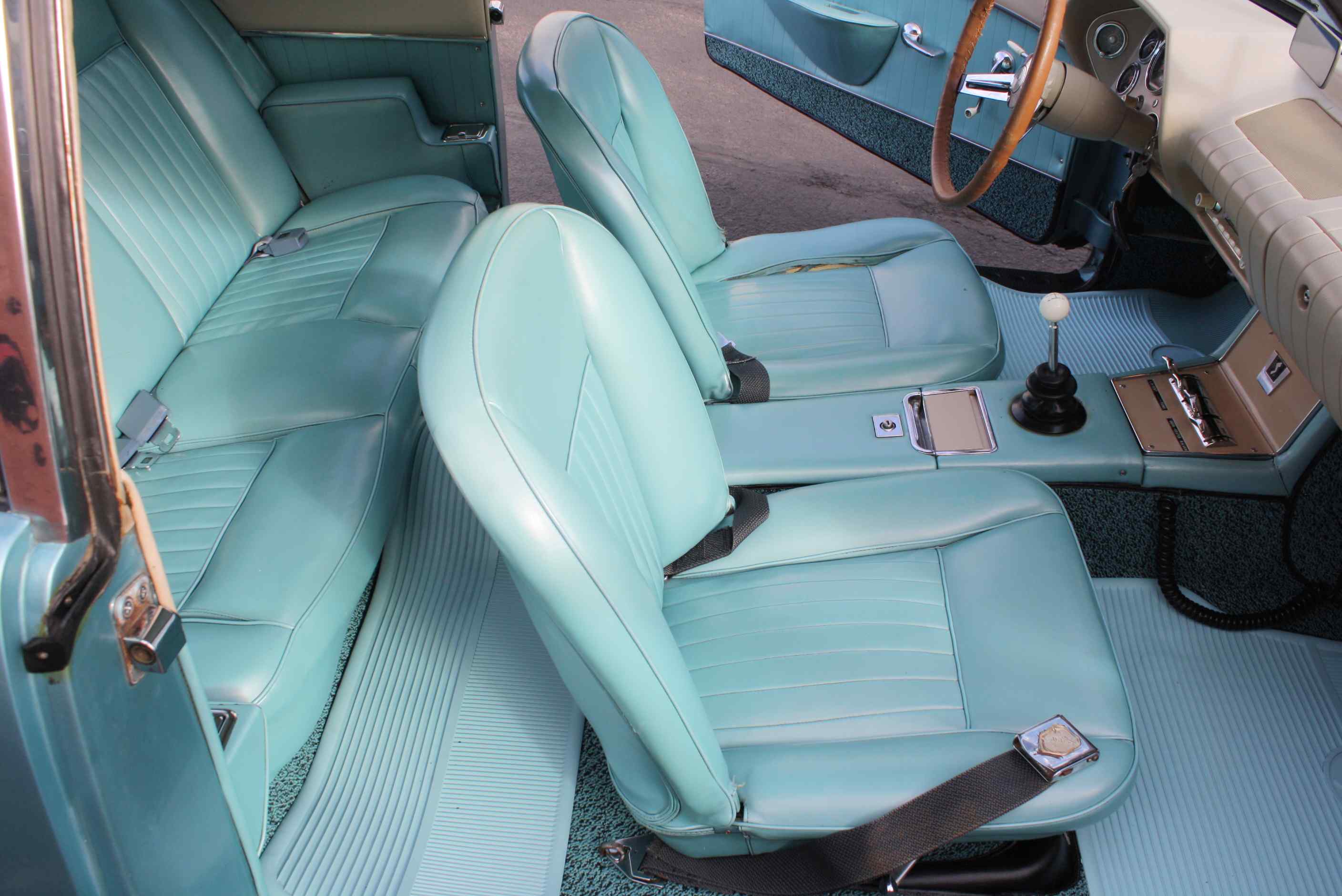 1963 Studebaker R2 Factory Supercharged 4 Speed manual.