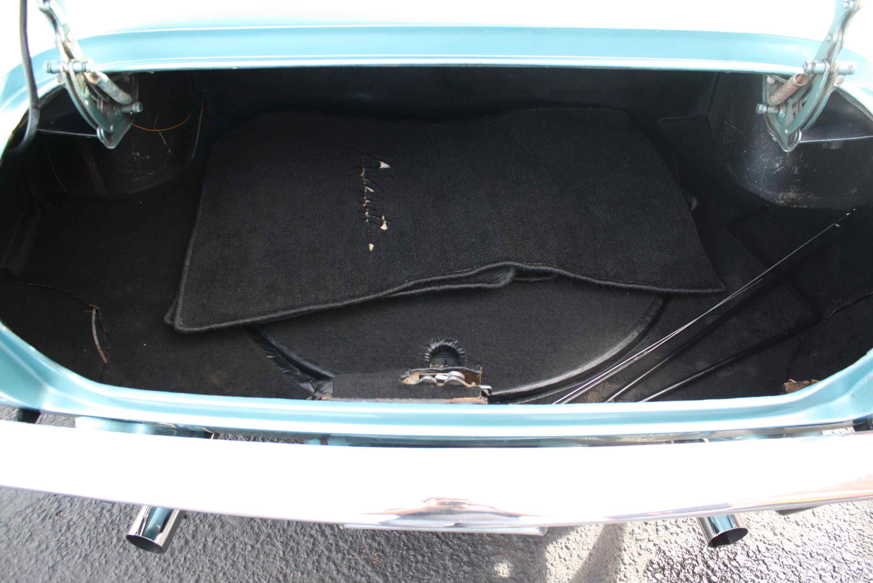 1963 Studebaker R2 Factory Supercharged 4 Speed manual.