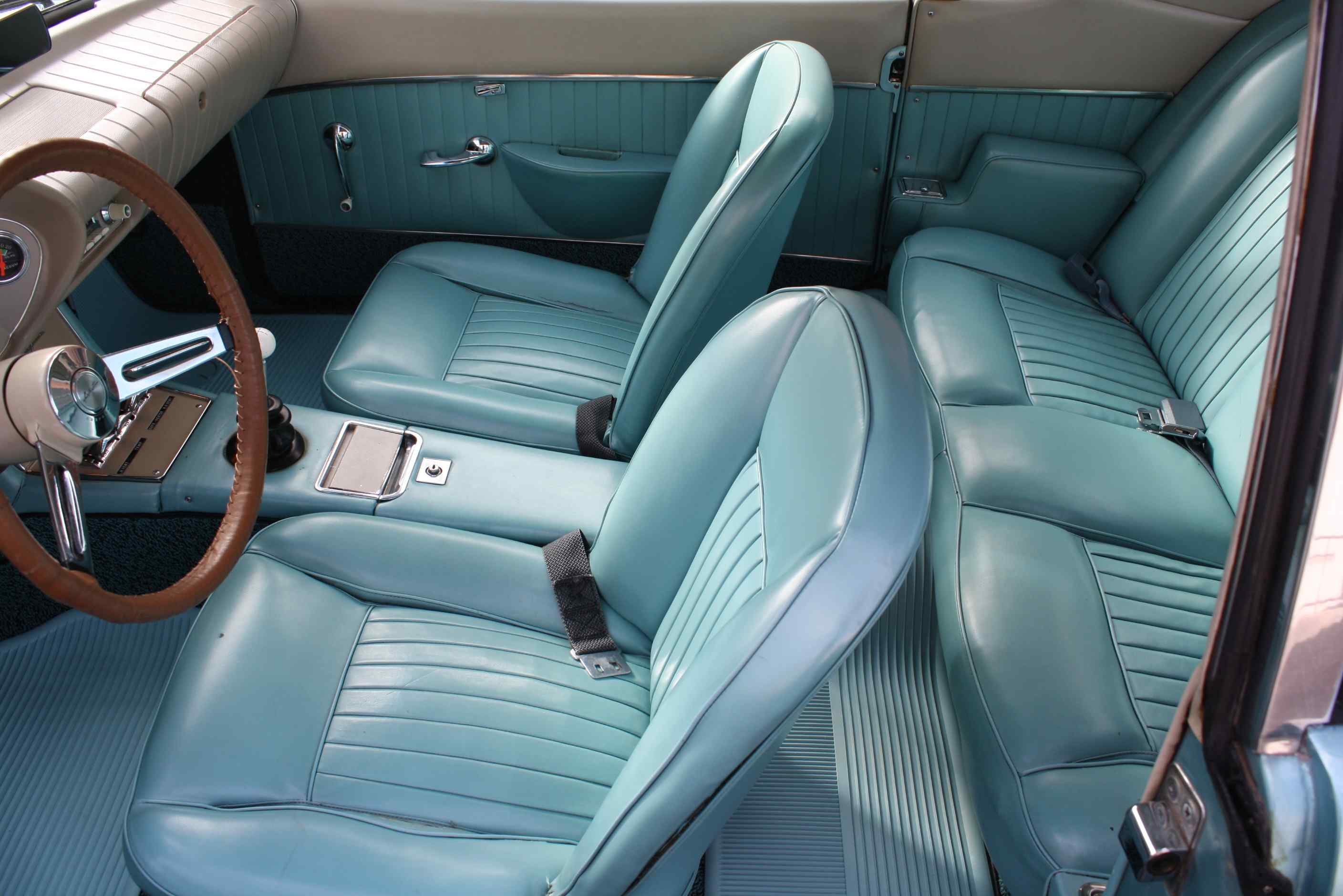 1963 Studebaker R2 Factory Supercharged 4 Speed manual.