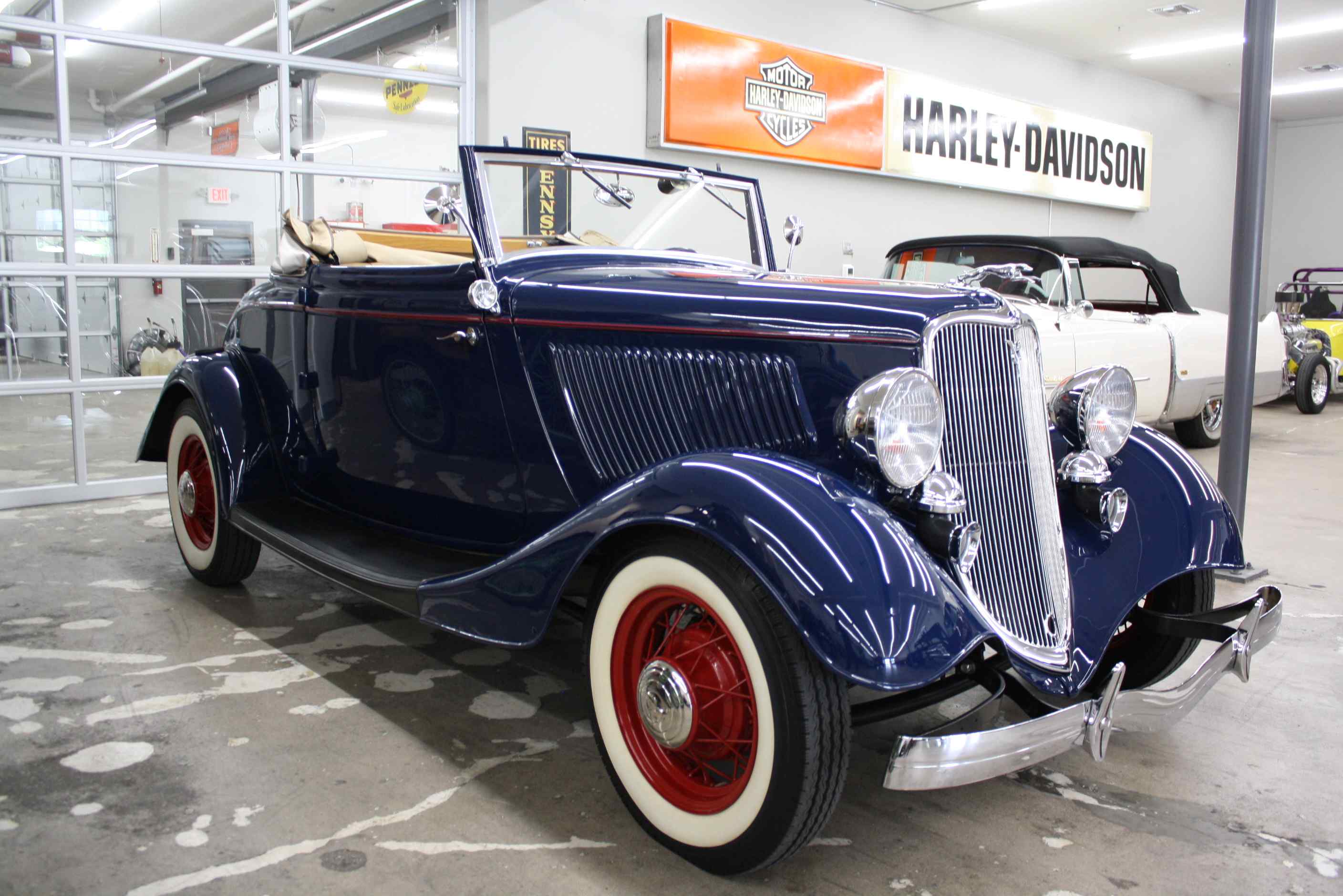 1933 Ford Cabriolet.