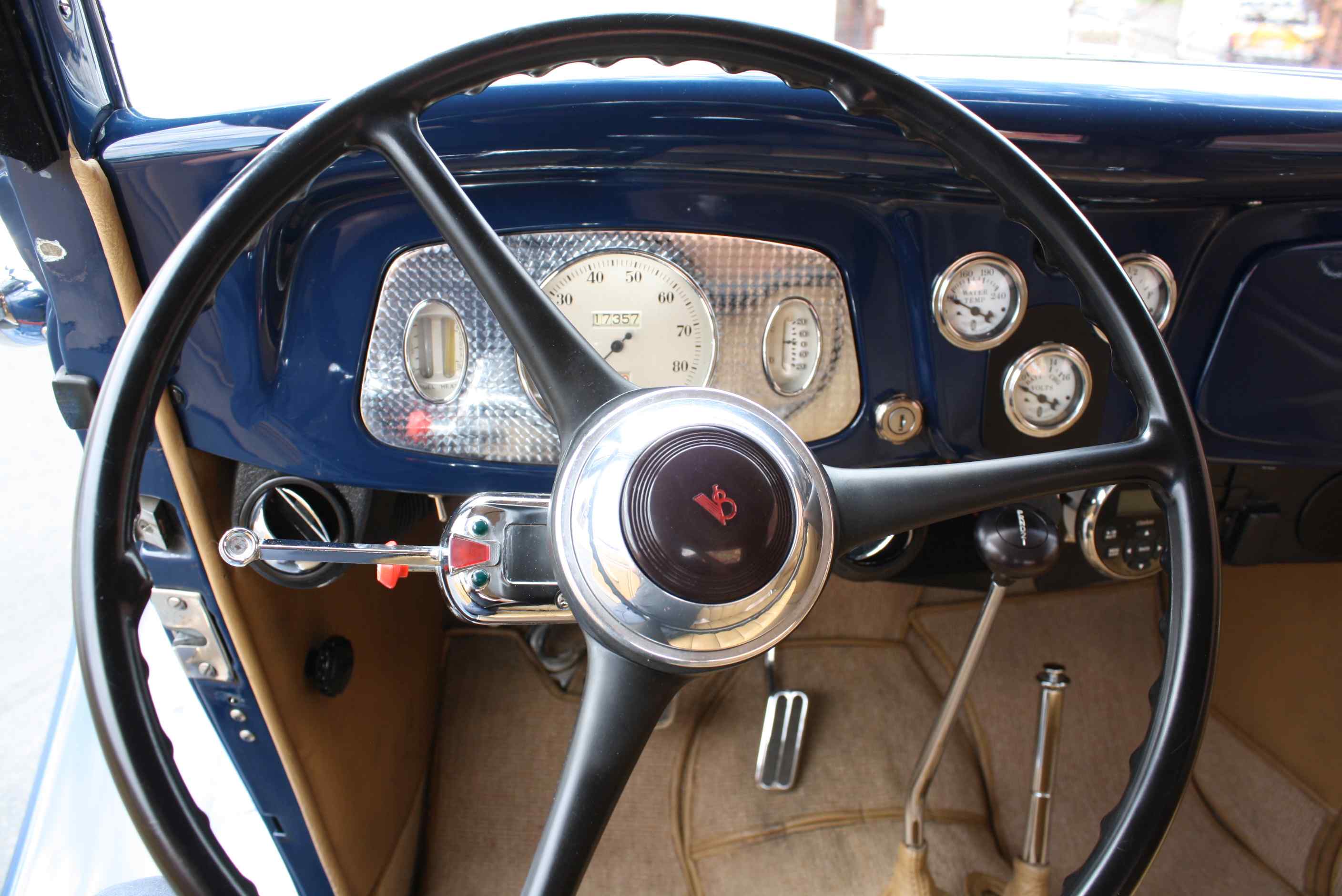 1933 Ford Cabriolet.