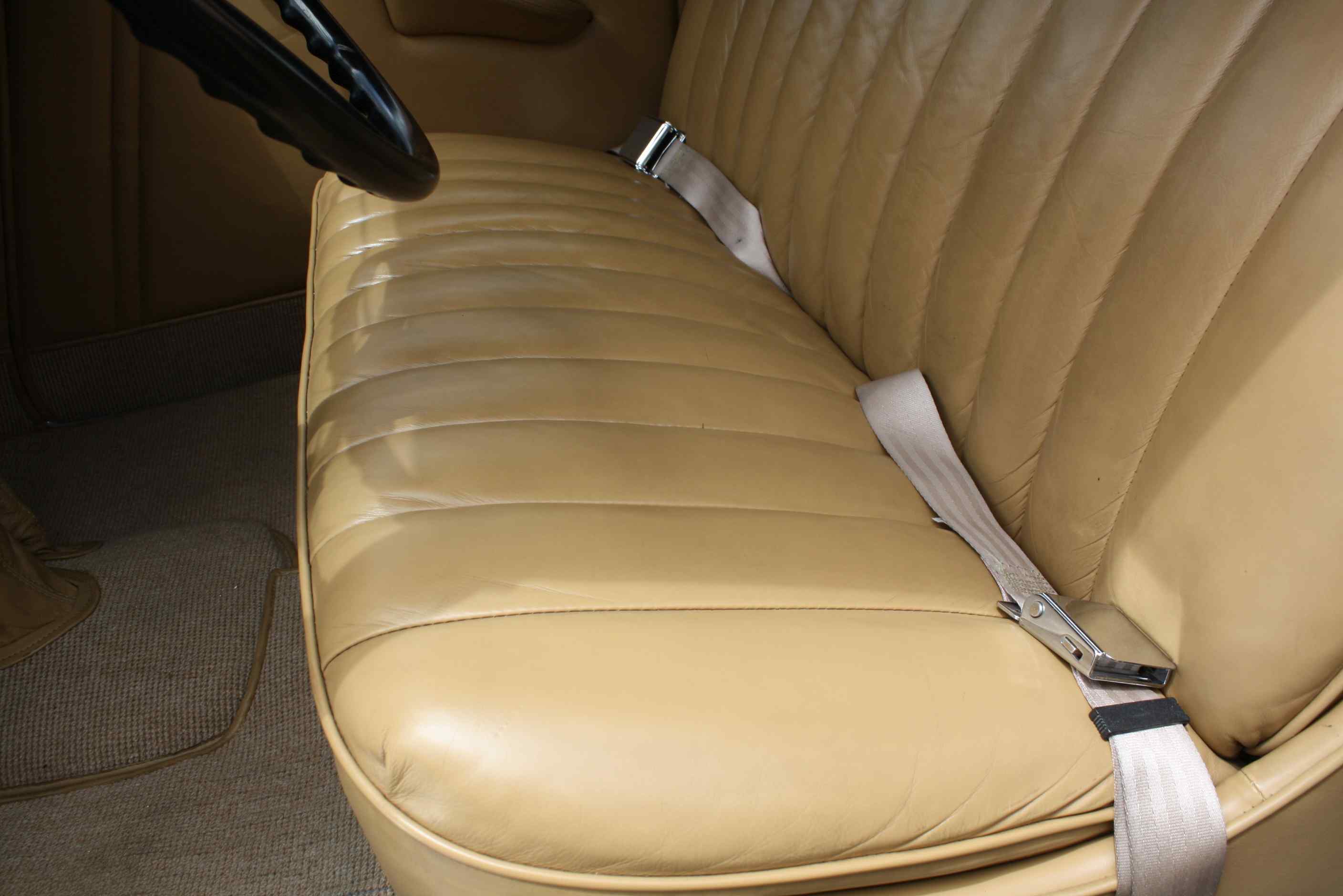 1933 Ford Cabriolet.