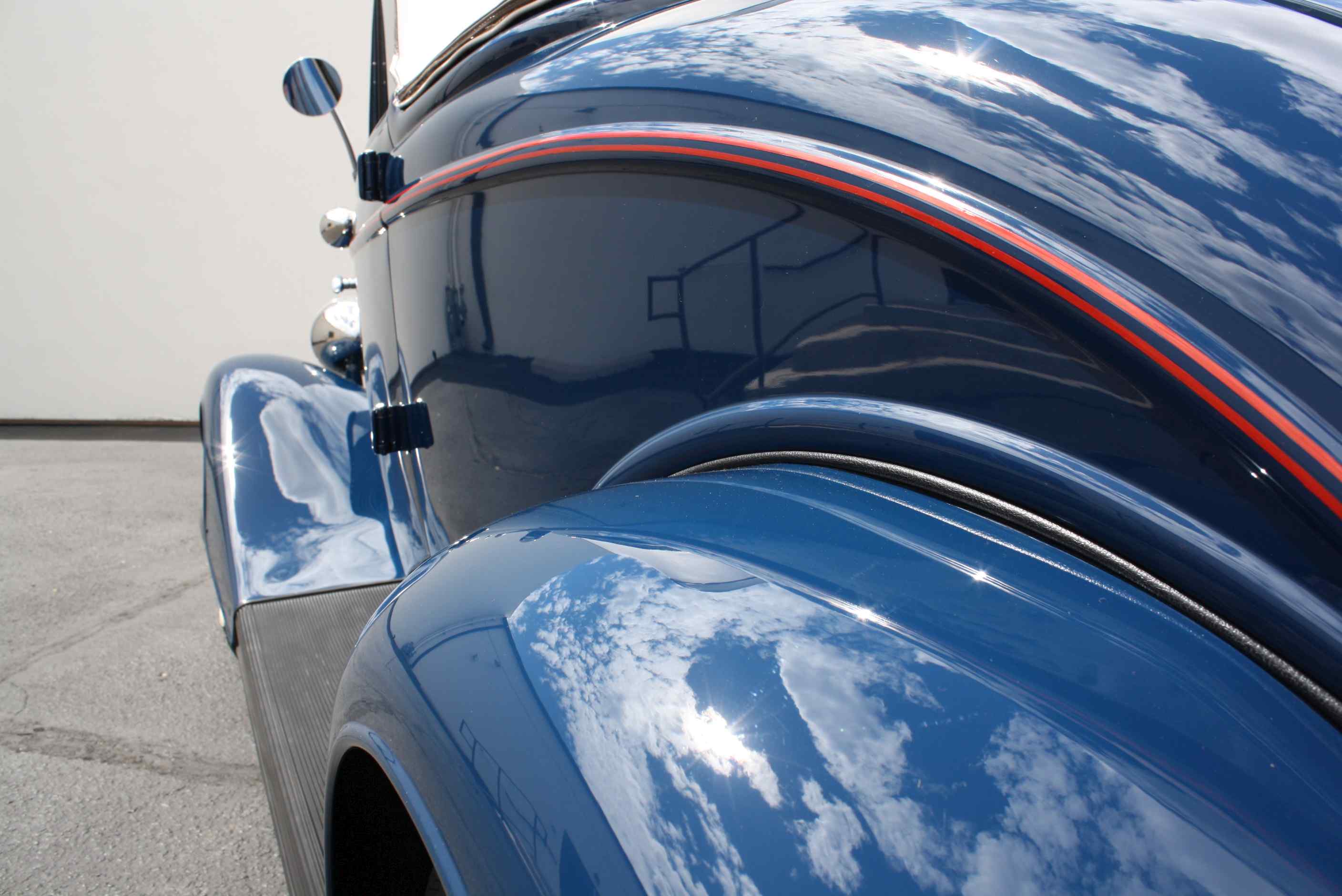1933 Ford Cabriolet.