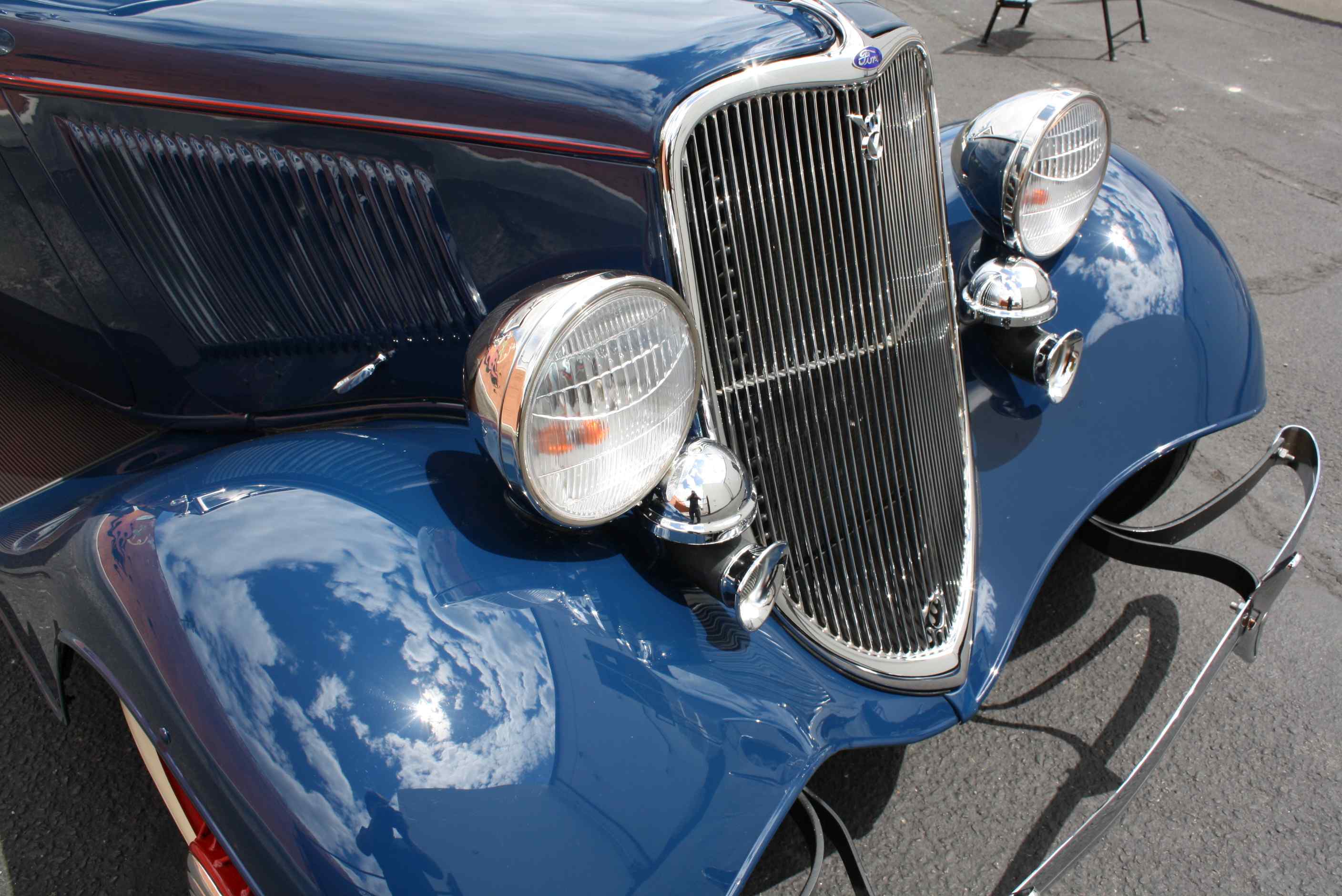 1933 Ford Cabriolet.