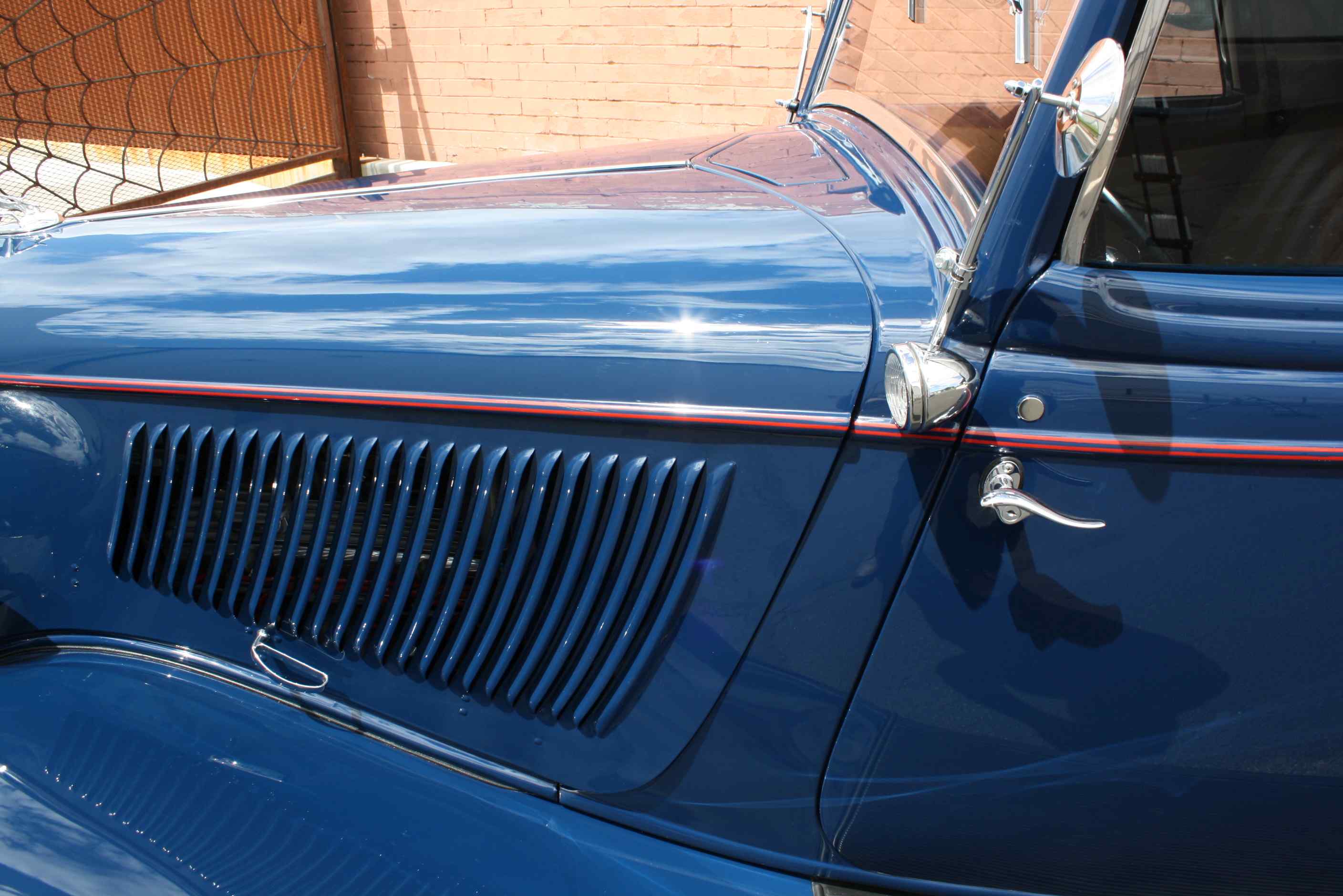 1933 Ford Cabriolet.