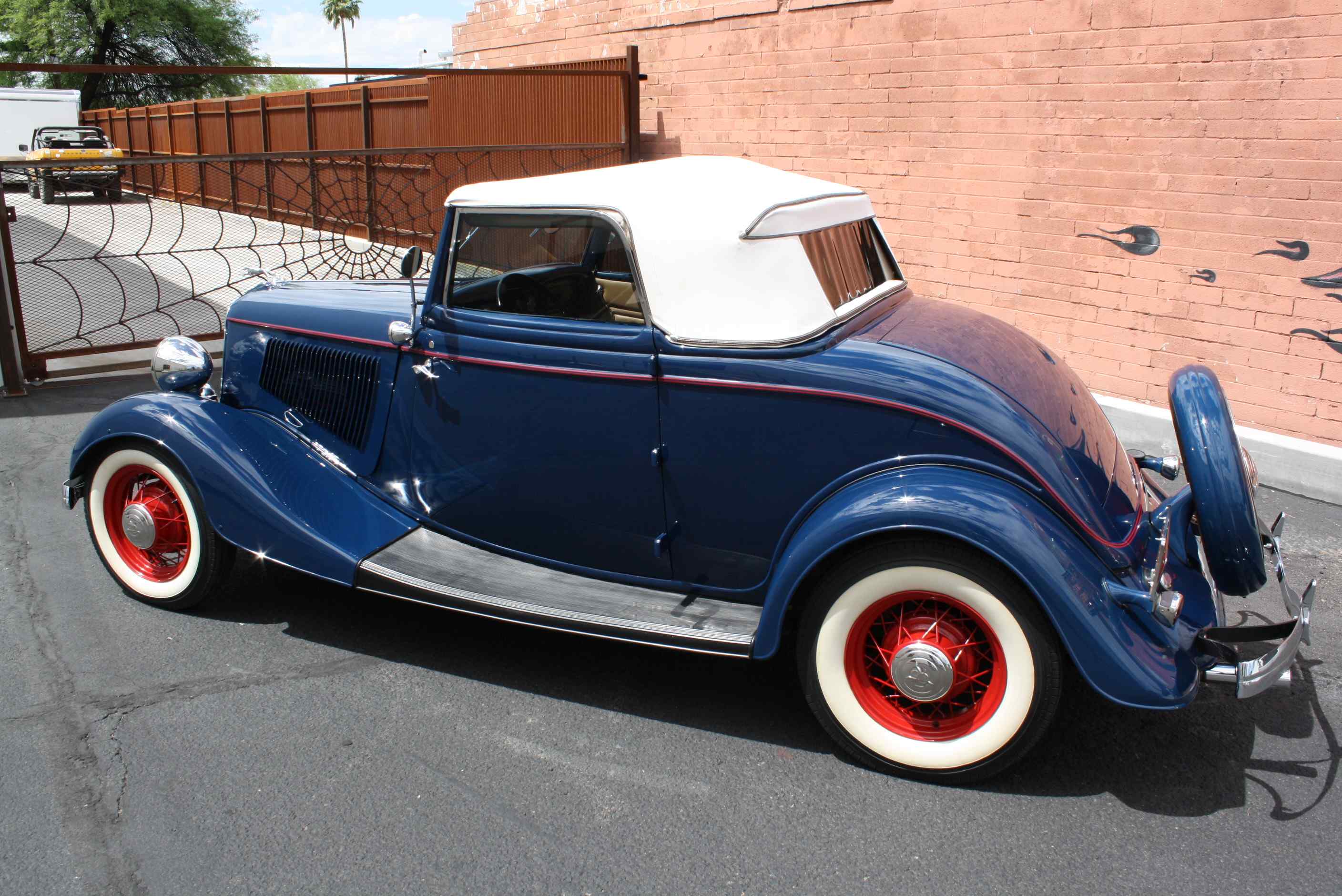 1933 Ford Cabriolet.