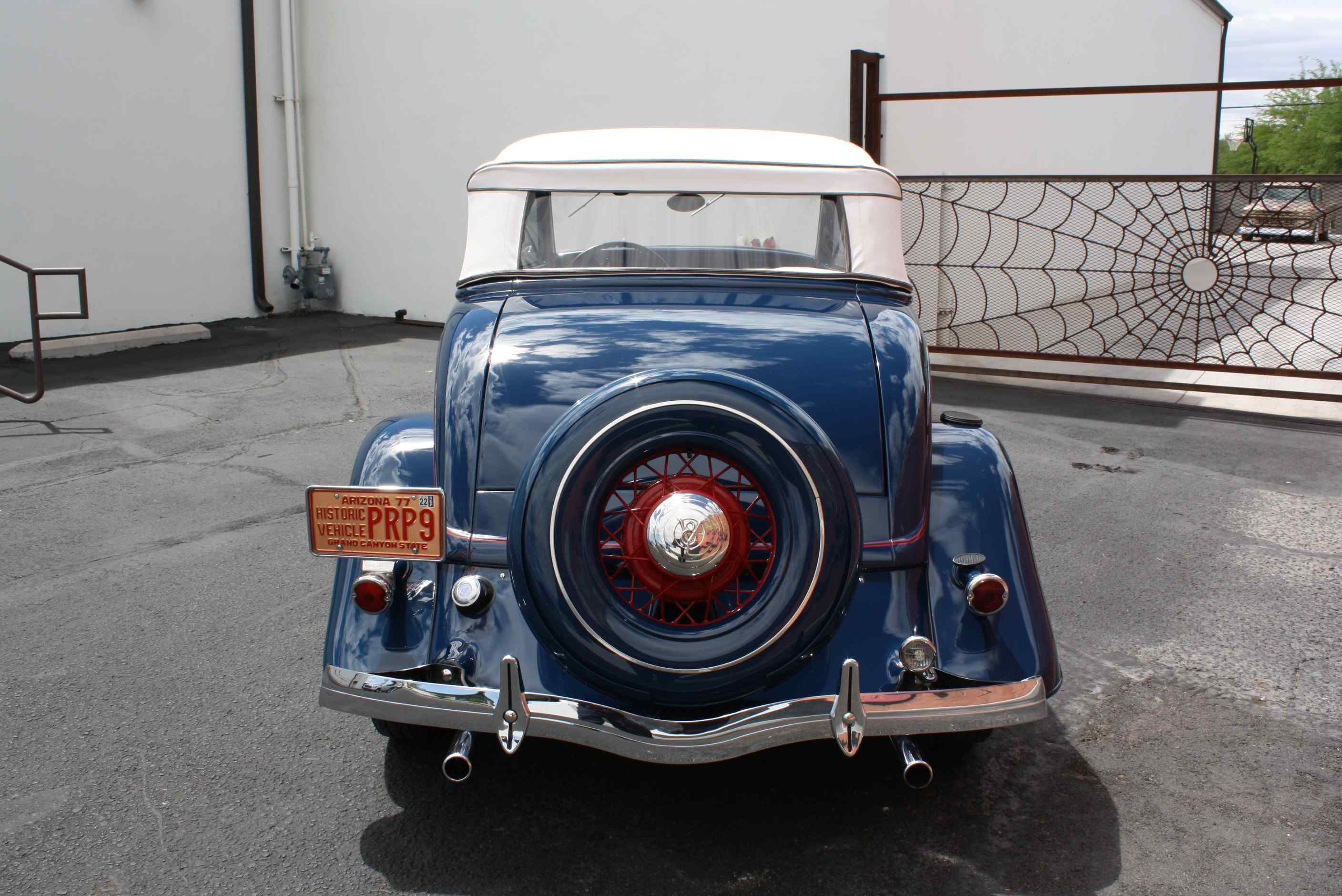 1933 Ford Cabriolet.
