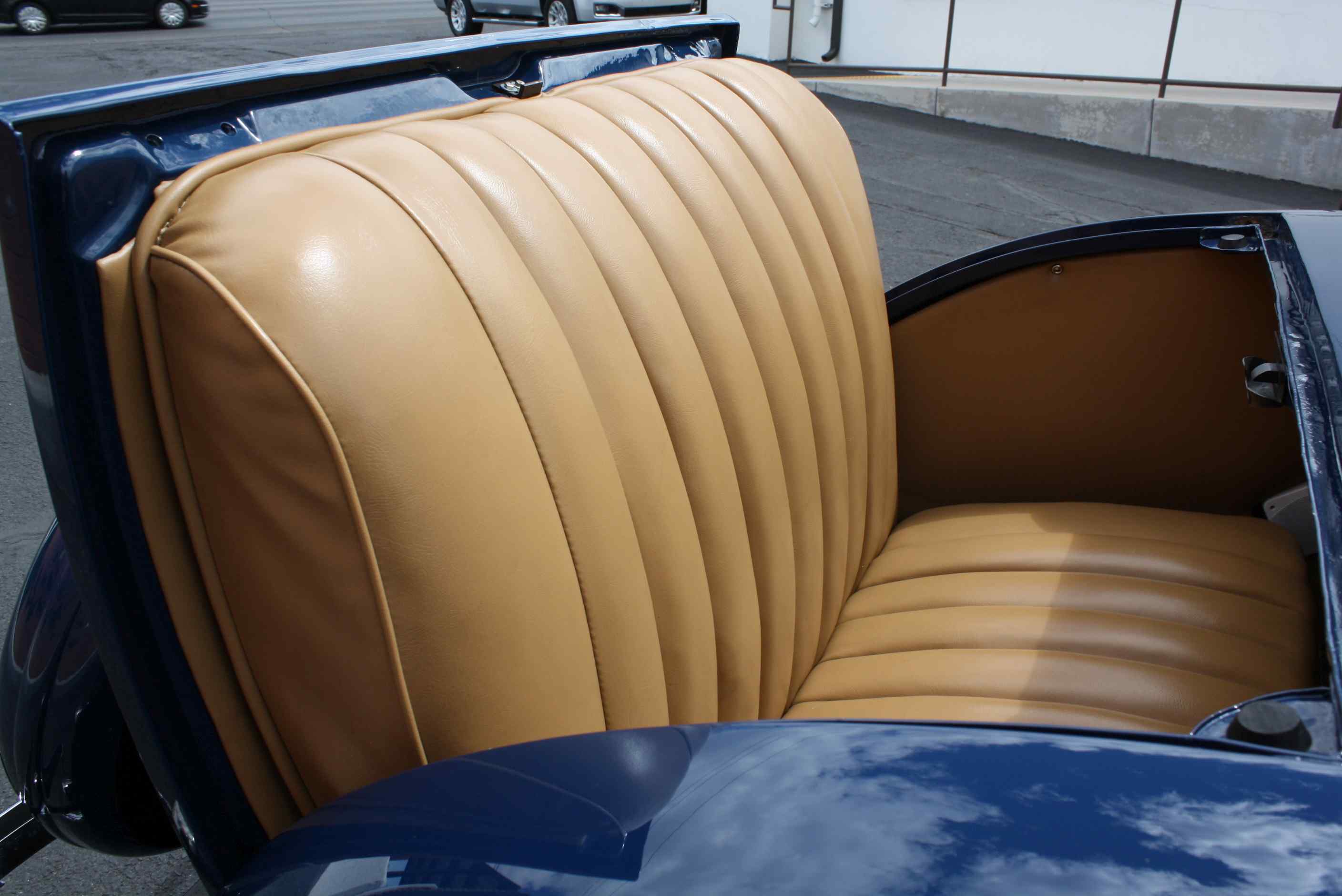 1933 Ford Cabriolet.